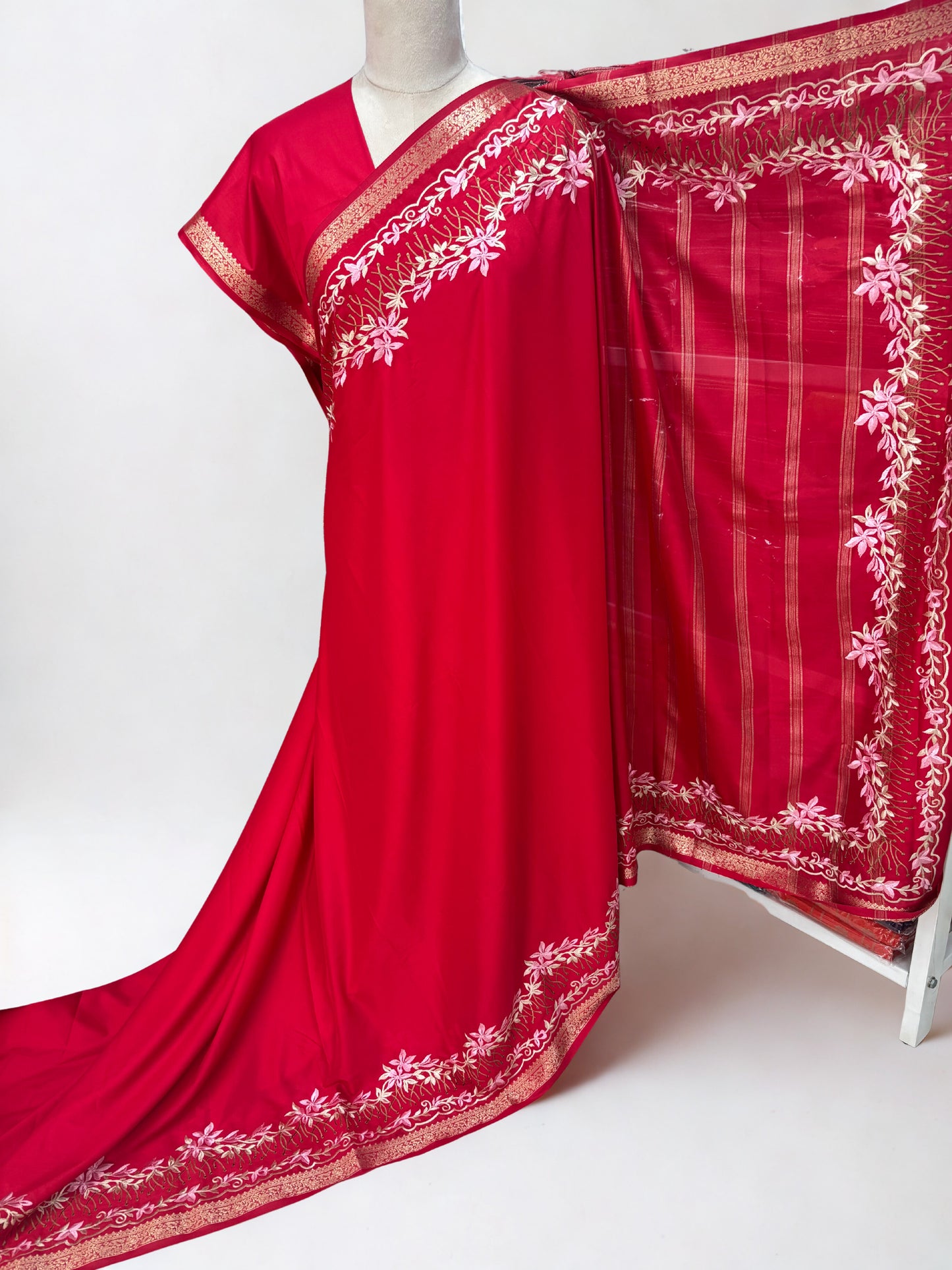 Semi Mysore Crepe (Premium, Floral Embroidary)