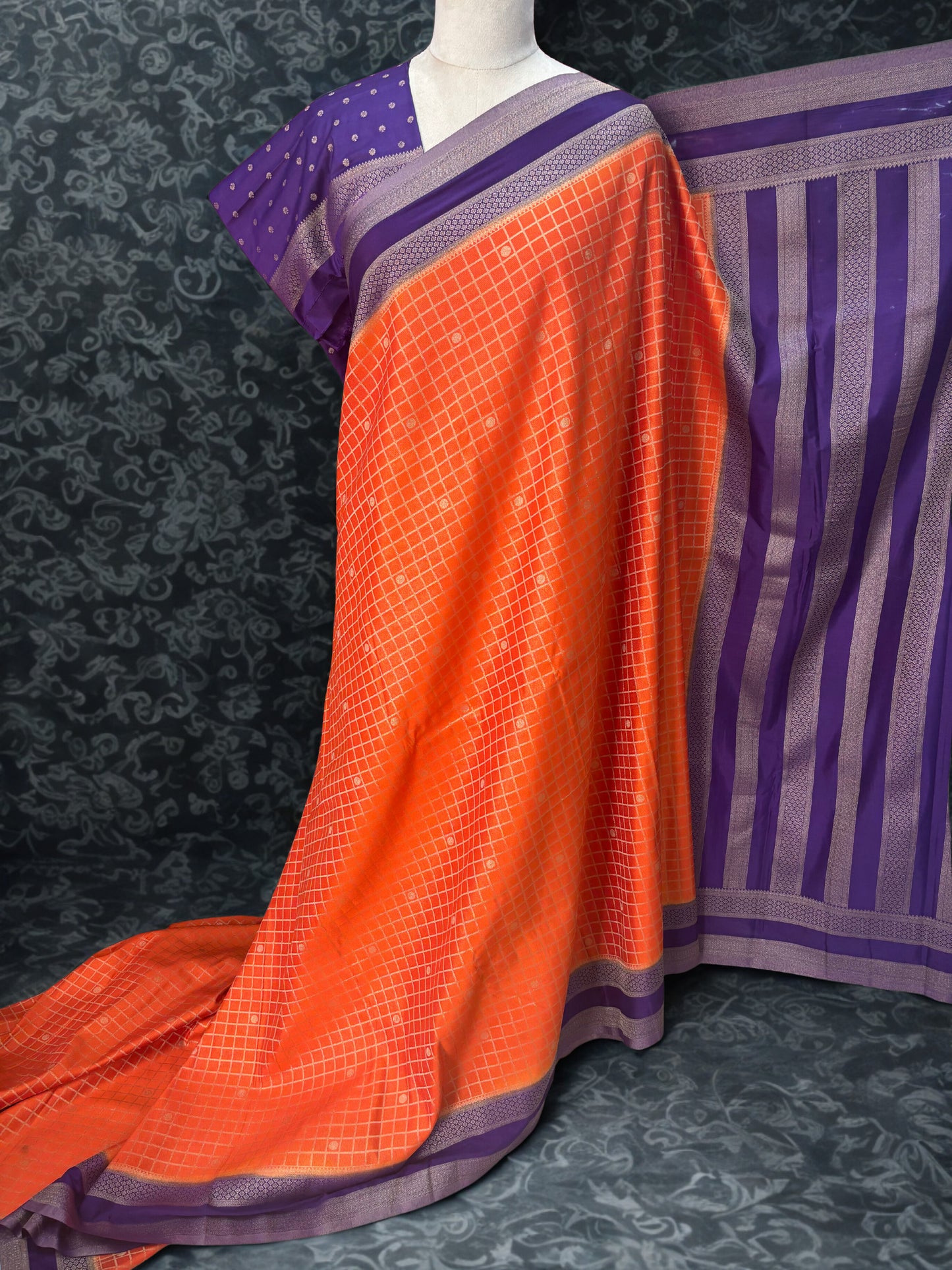 Semi Mysore Crepe (Premium, Brocade Checks Bentex Border)