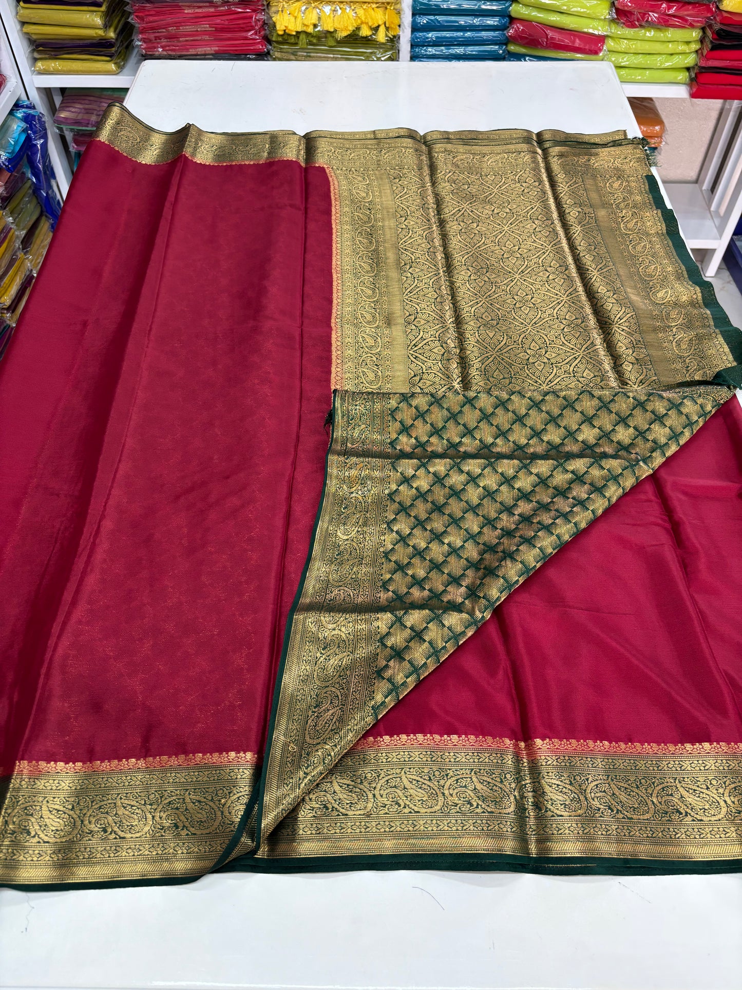 Chinnon (Contrast, Rich Pallu, Brocade blouse)