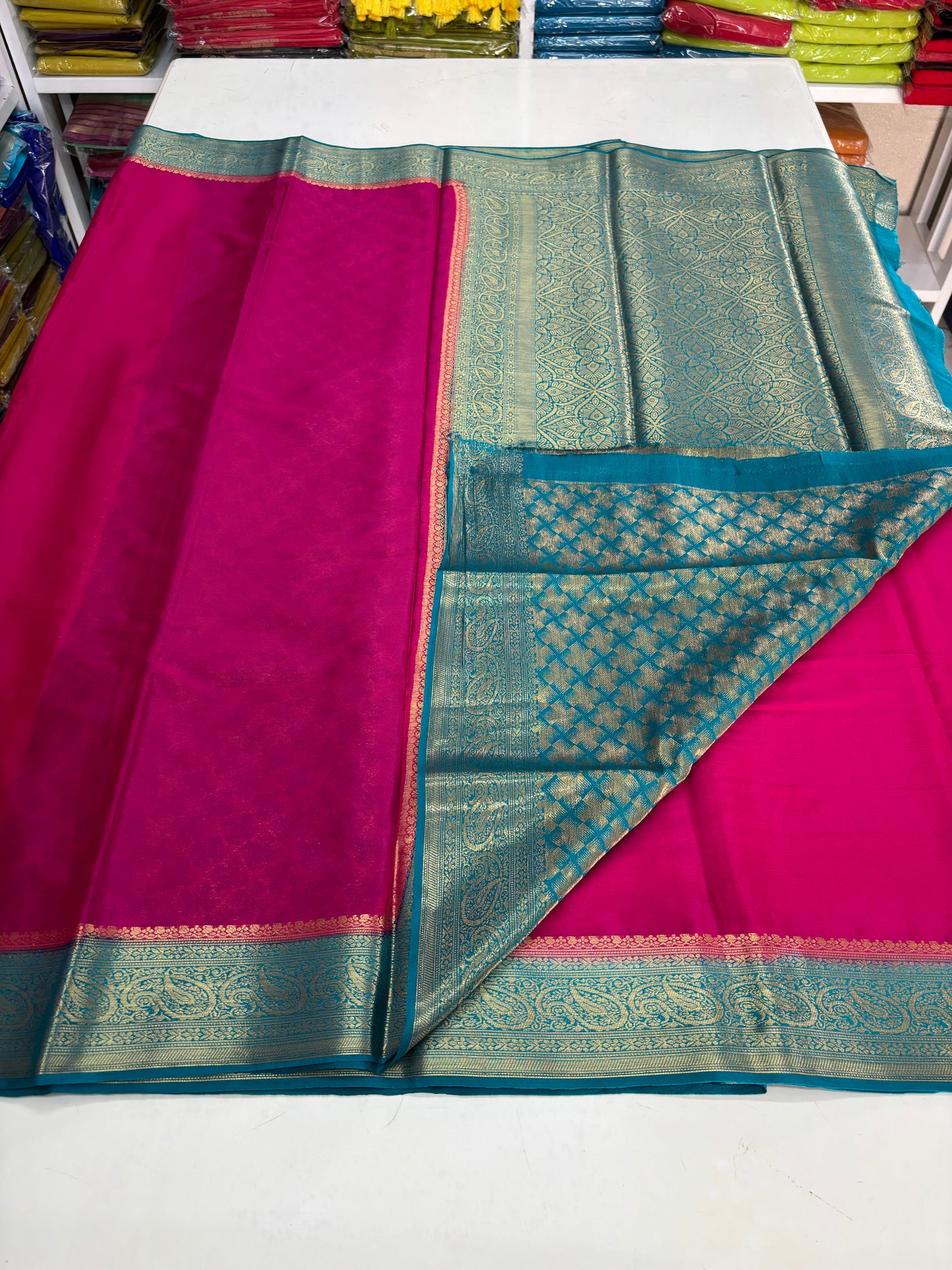 Chinnon (Contrast, Rich Pallu, Brocade blouse)