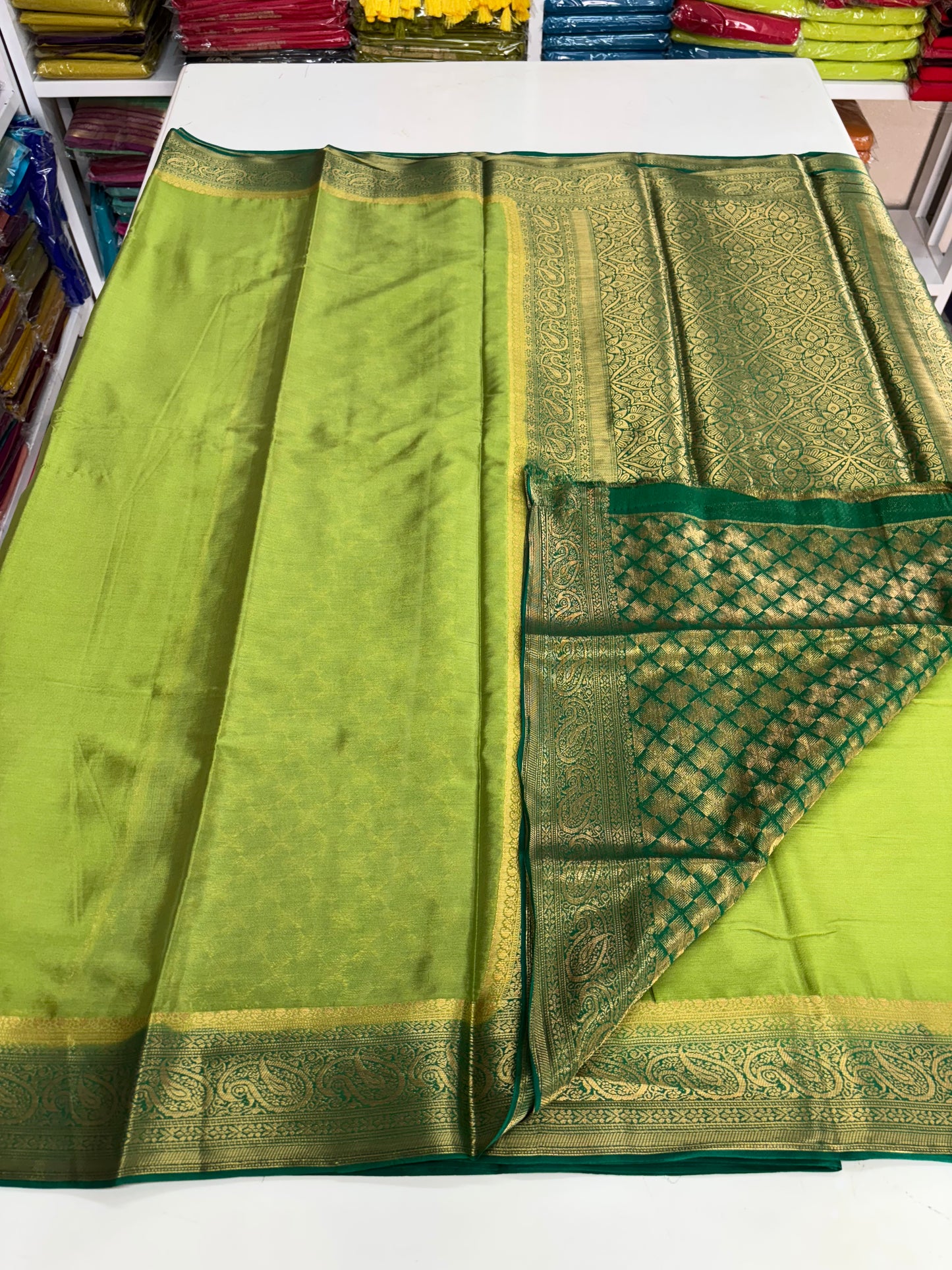 Chinnon (Contrast, Rich Pallu, Brocade blouse)