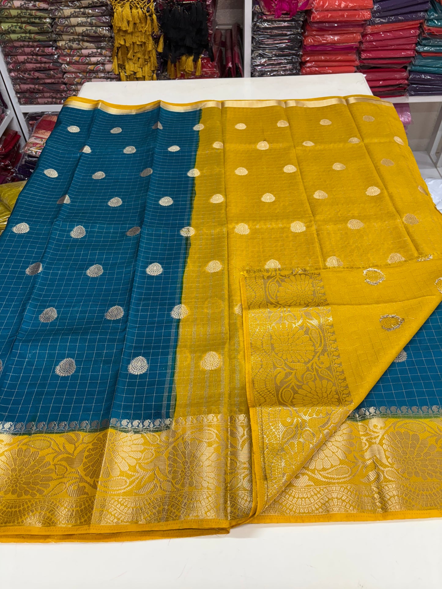 Viscose Crepe (Checks, Motifs & Contrast)