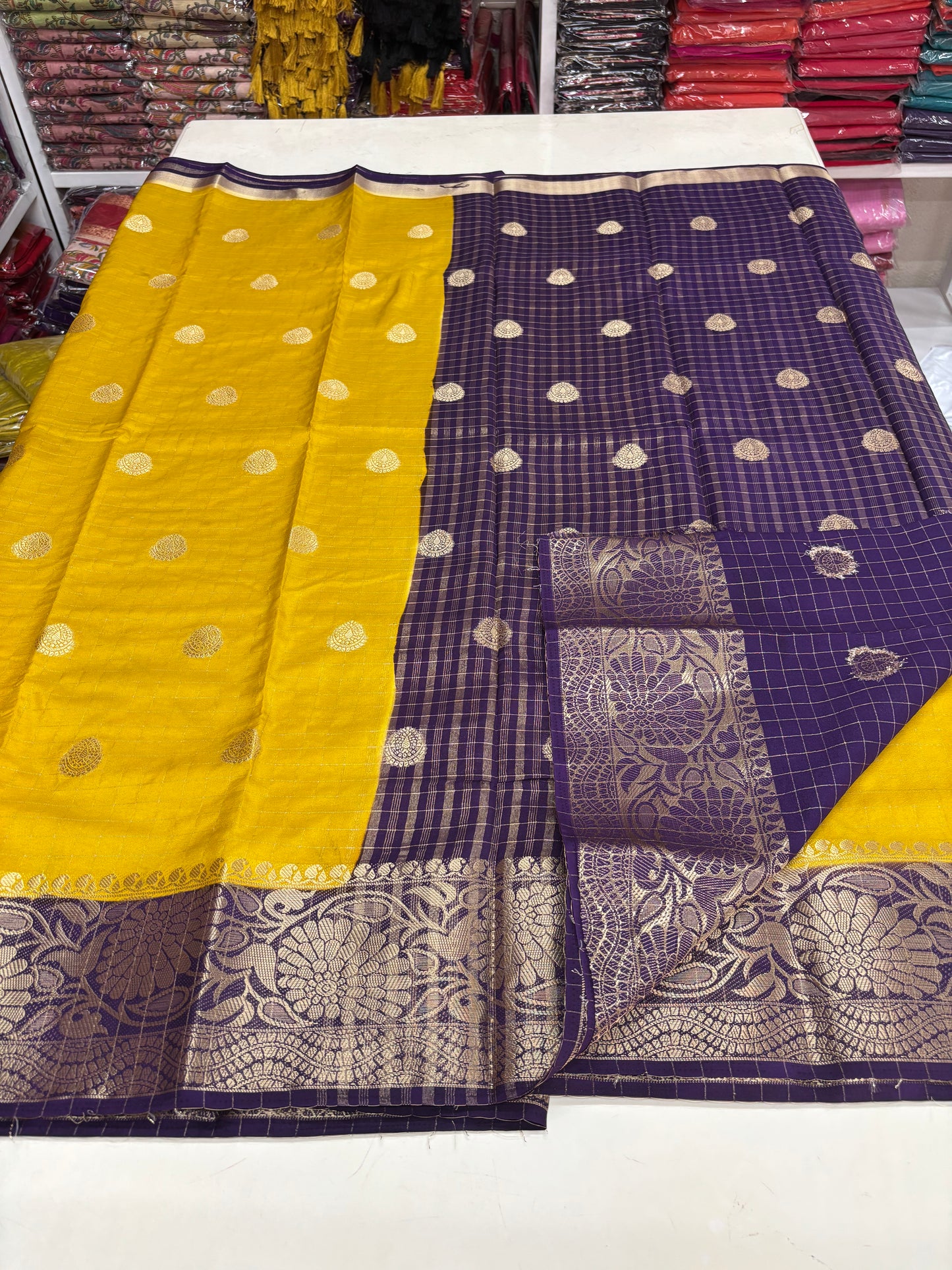 Viscose Crepe (Checks, Motifs & Contrast)