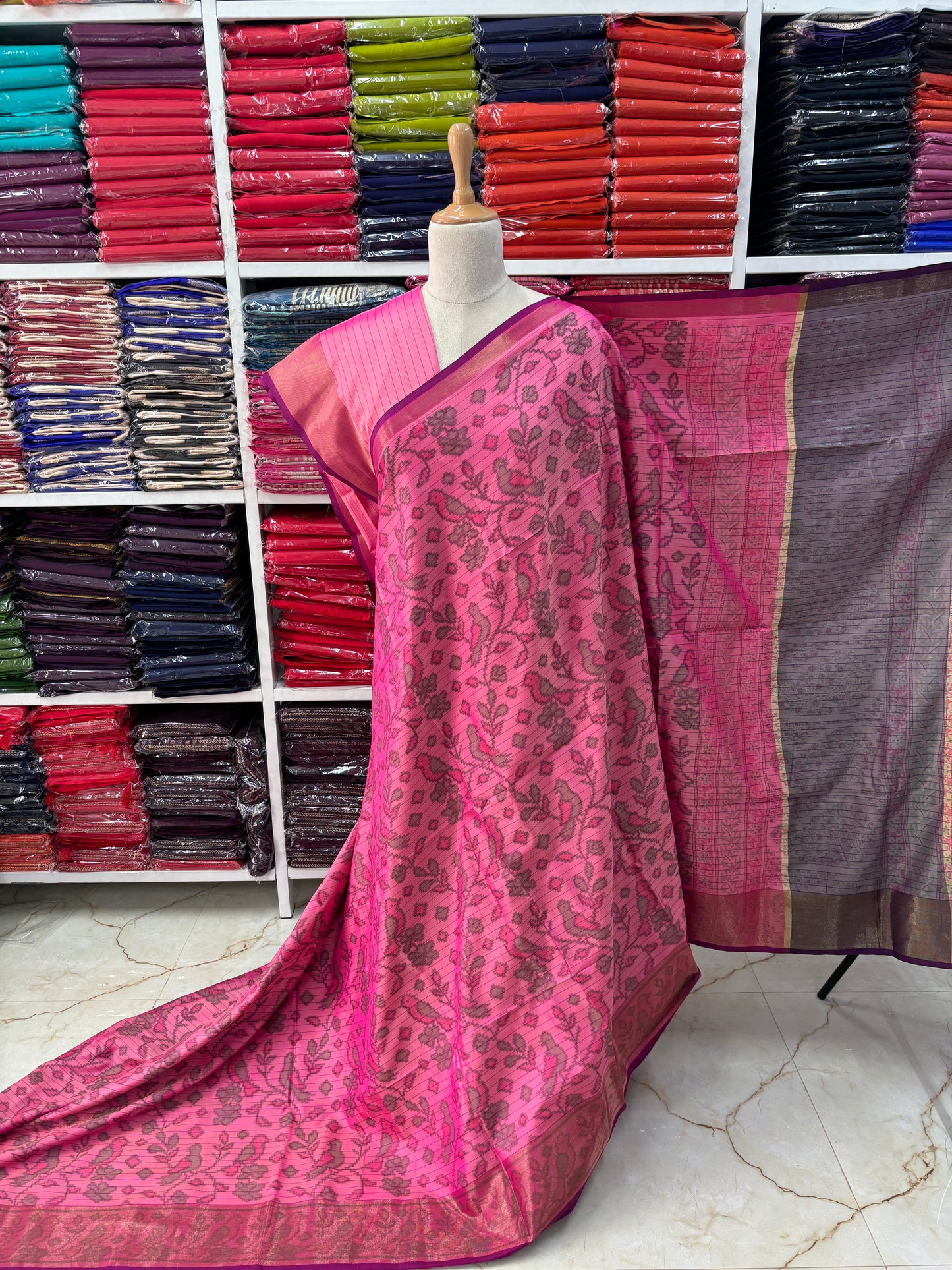 Semi Patola Saree (Pochampally Ikkat Design)