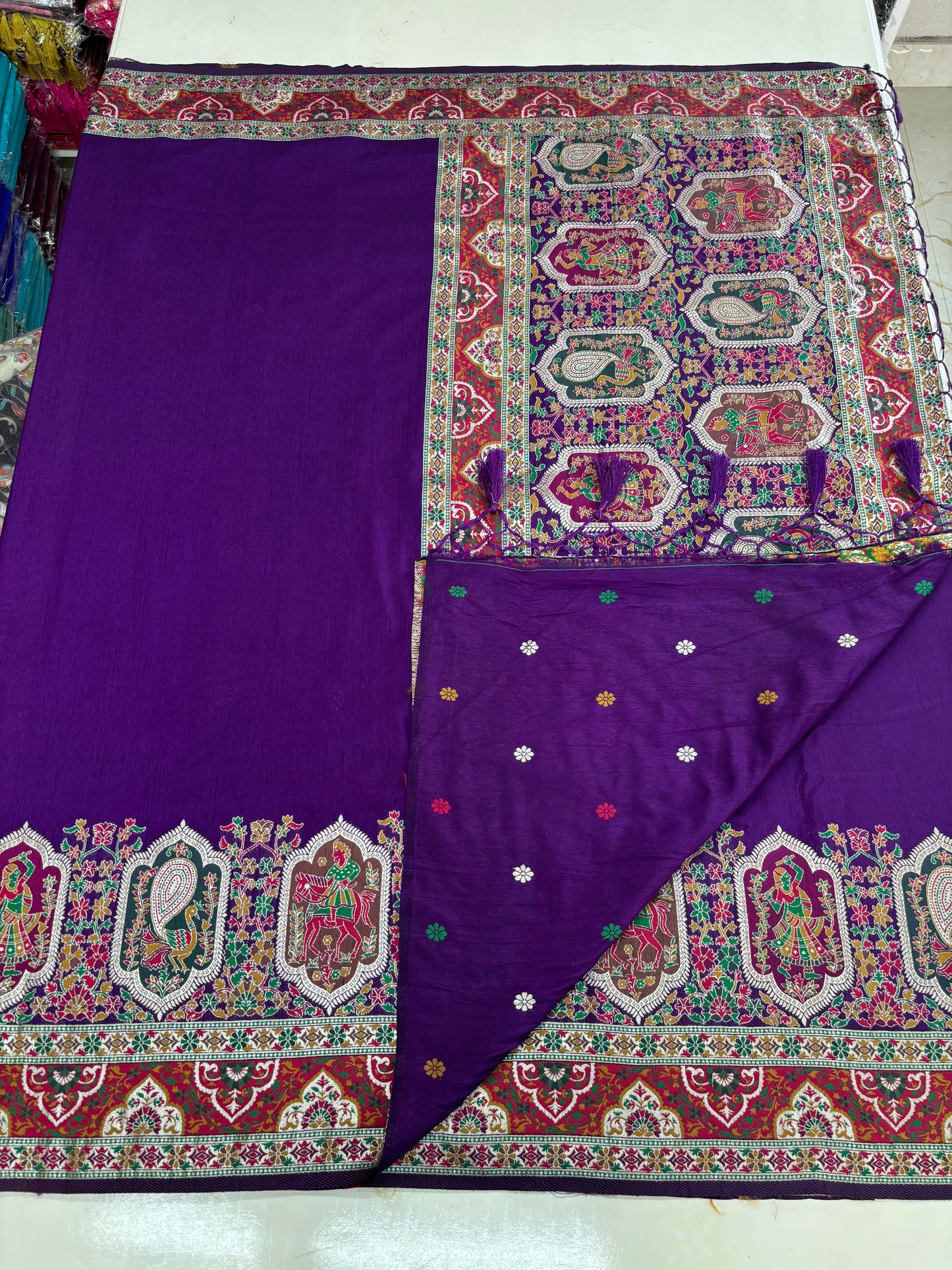 Kashmiri Pashmina Saree (Dandiya and Horse Riding Weaves)