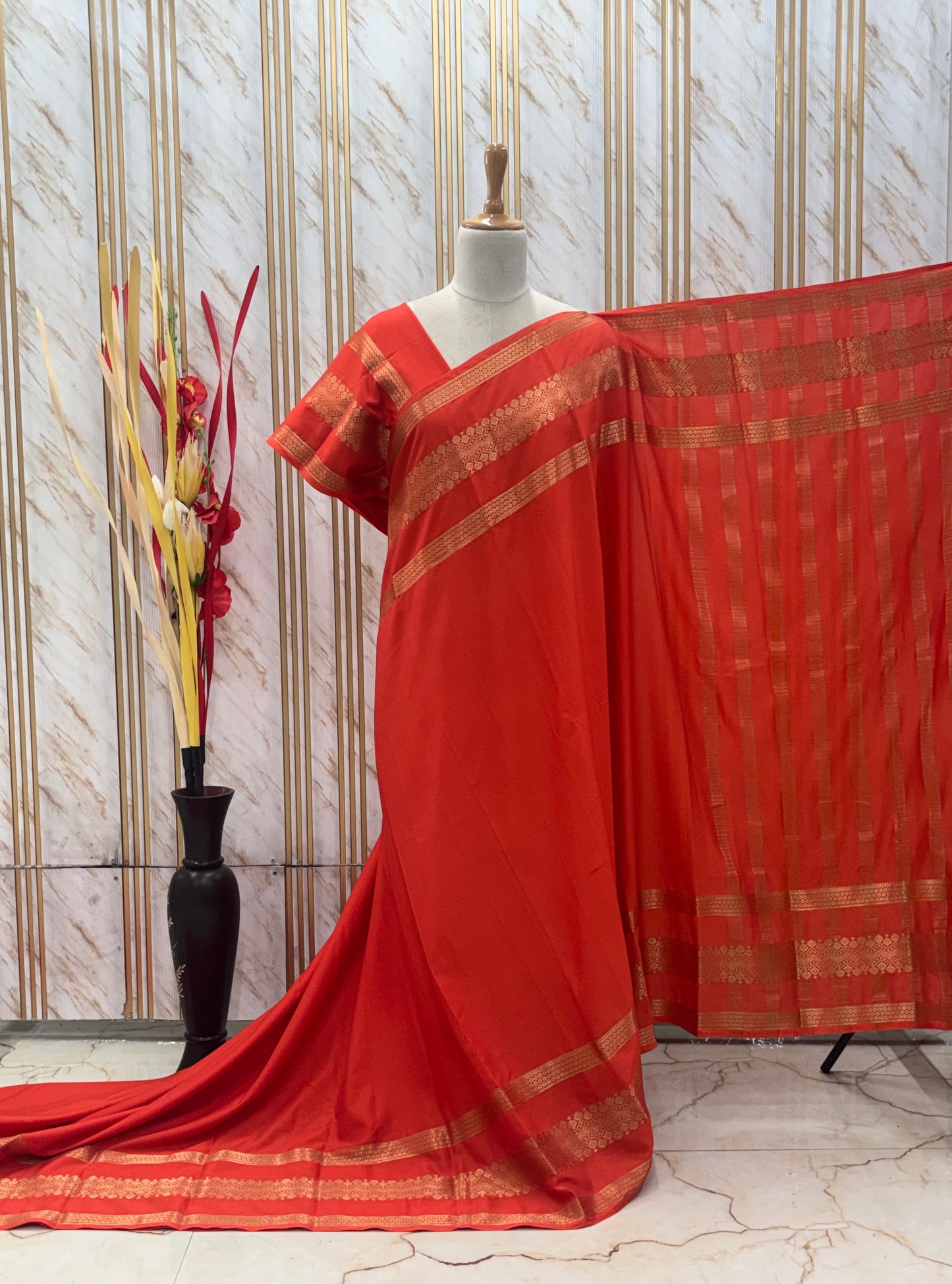 Semi Mysore Crepe (Big Triple Bentex Border)