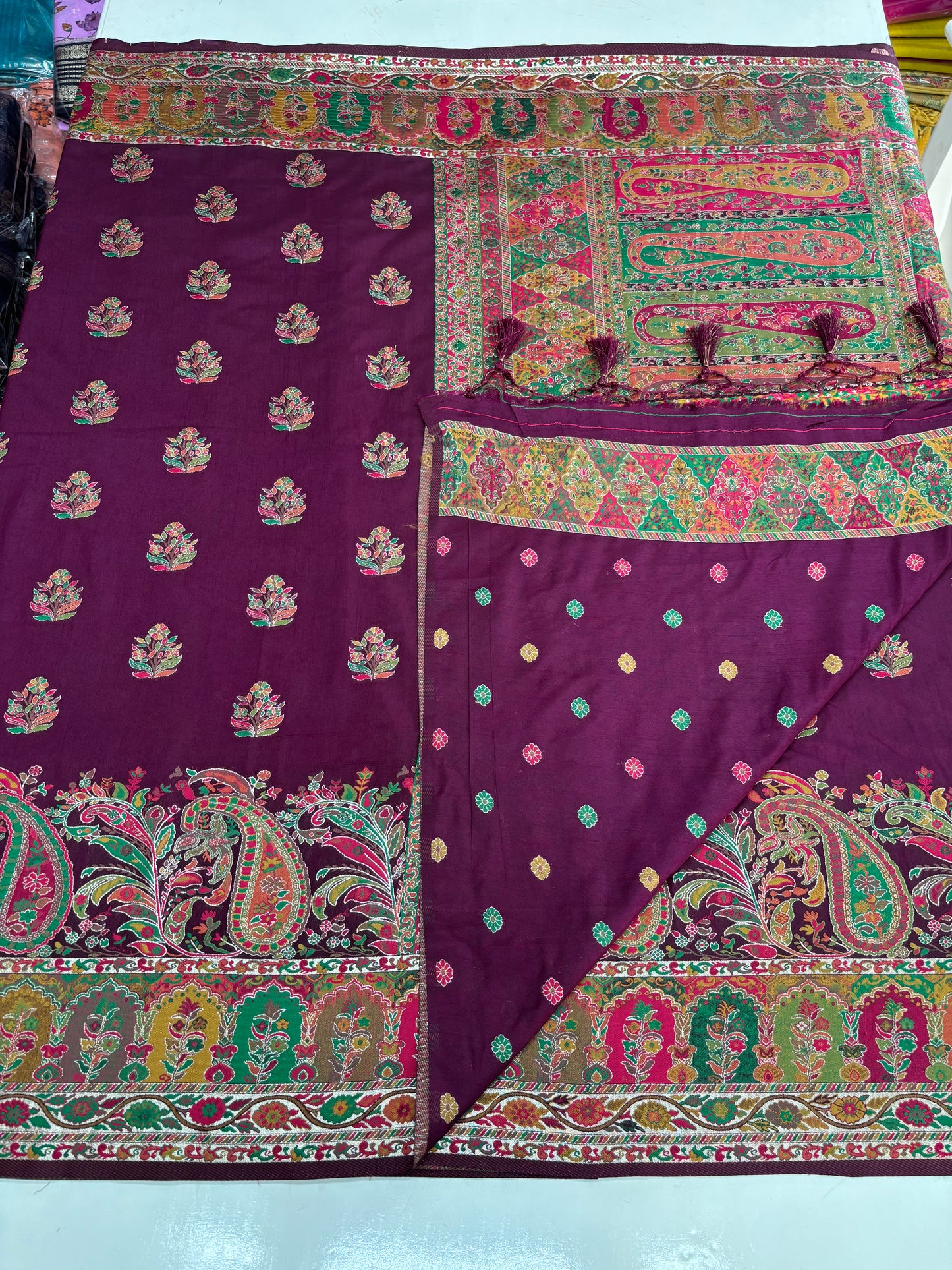 Kashmiri Pashmina Saree (Mango Design Weaves)