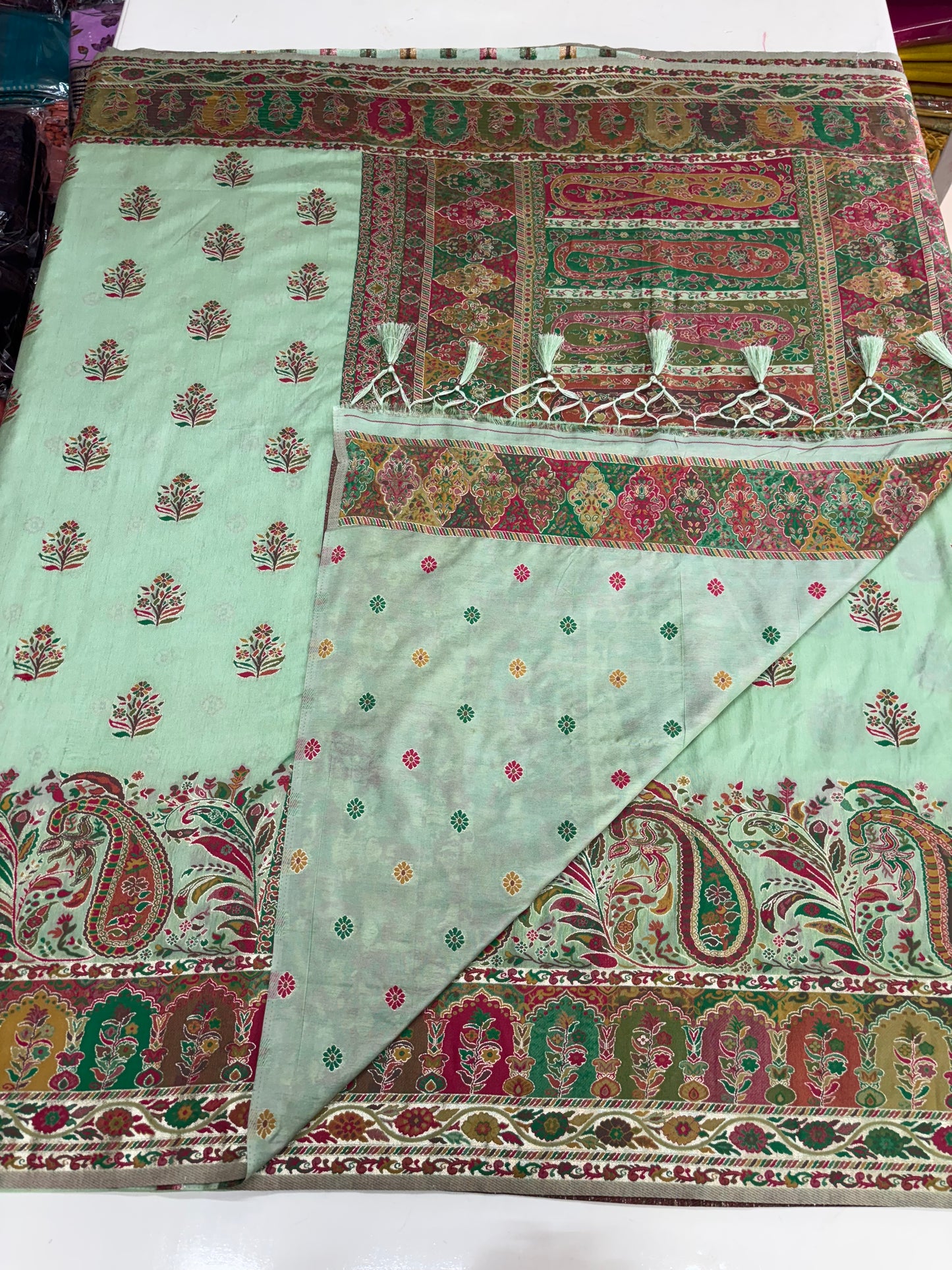 Kashmiri Pashmina Saree (Mango Design Weaves)