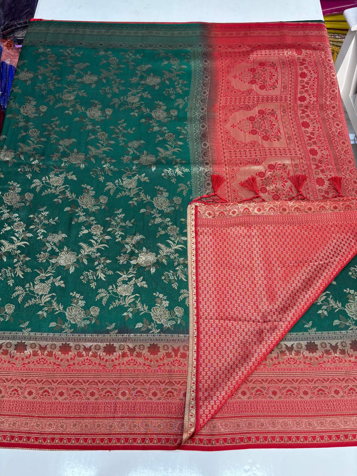 Dola Brocade (Contrast, Jal Weaves)