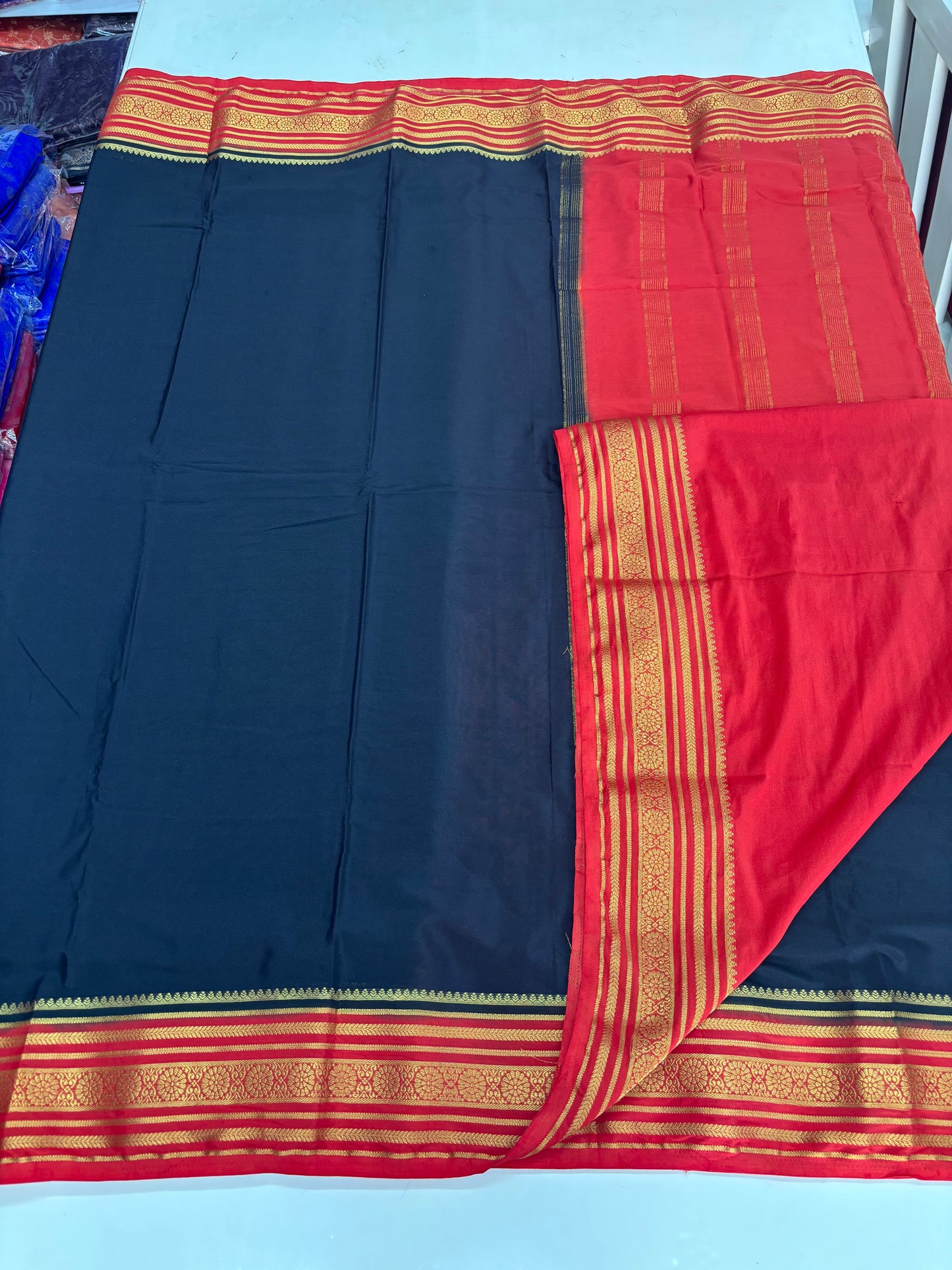 Semi Mysore Crepe (Premium, 1 Line Flowers Border)