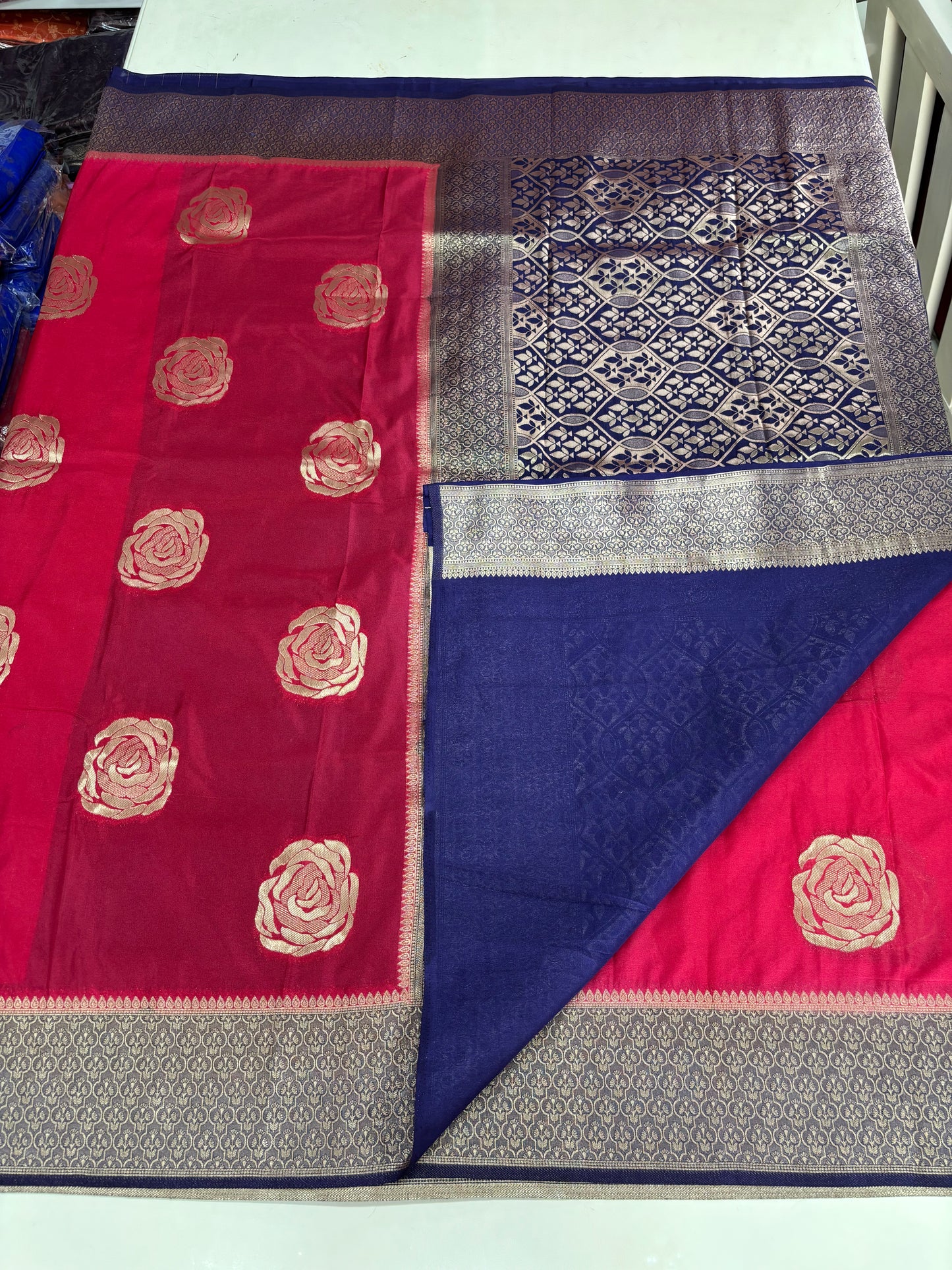Georgette (Big Rose Motifs and Rich Pallu)