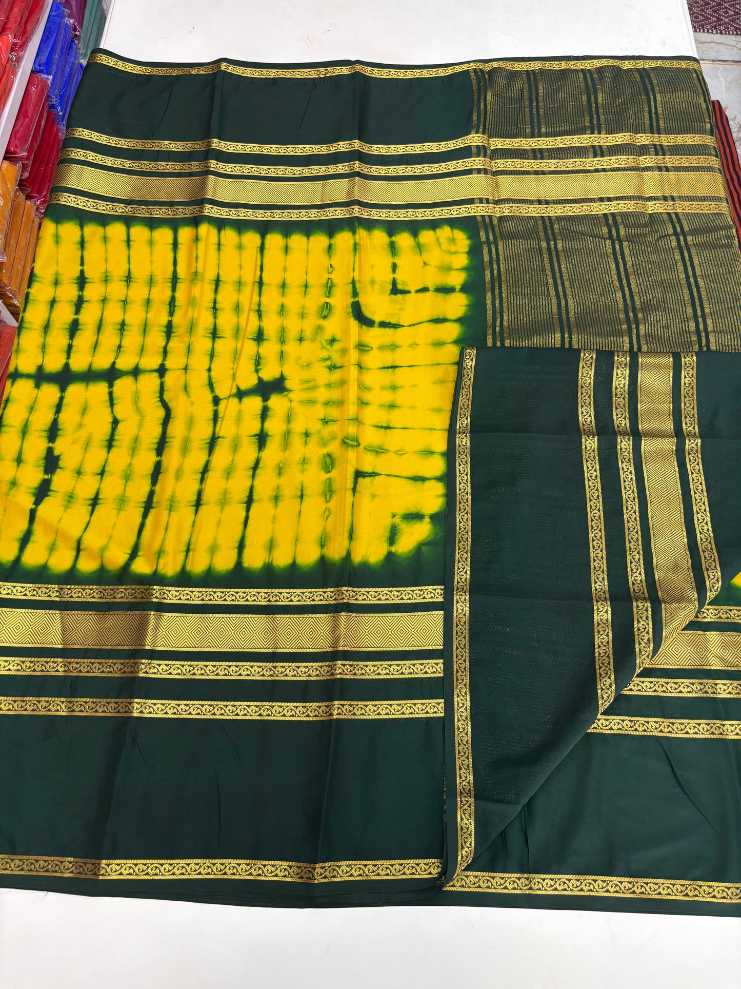 Semi Mysore Crepe (Shibori Marble Pattern, Big 4 Lines Border)
