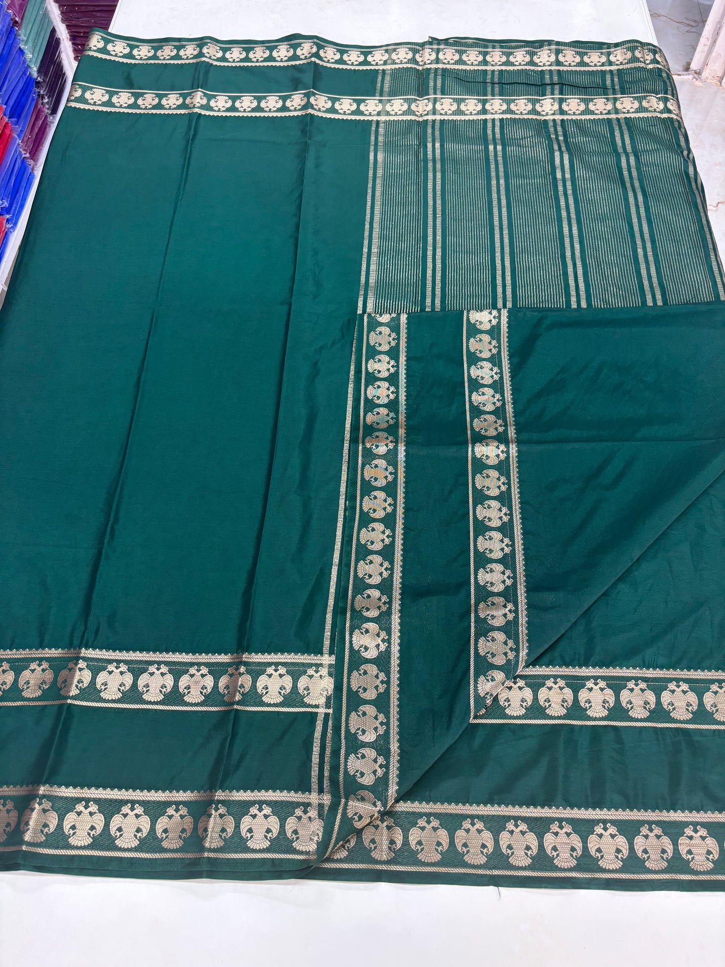 Semi Mysore Crepe(Self, Gandaberunda Bentex Border)