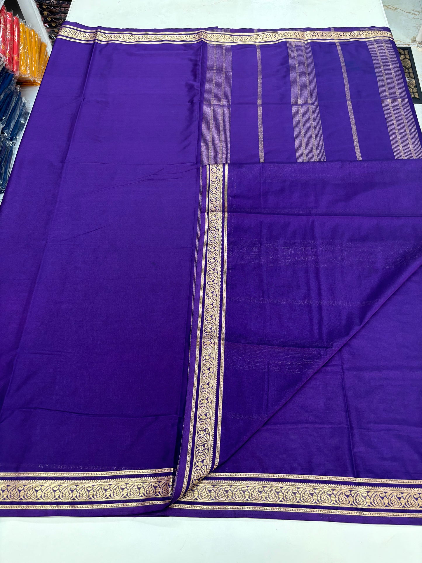 Semi Mysore Crepe (Self, Small Bentex Leaf Border)