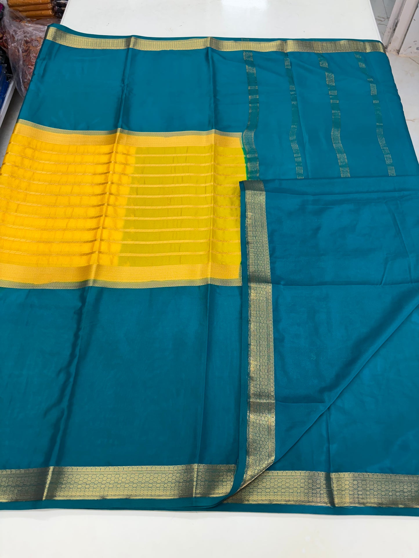 Semi Mysore Crepe (2D, Center Horizontal Lines)