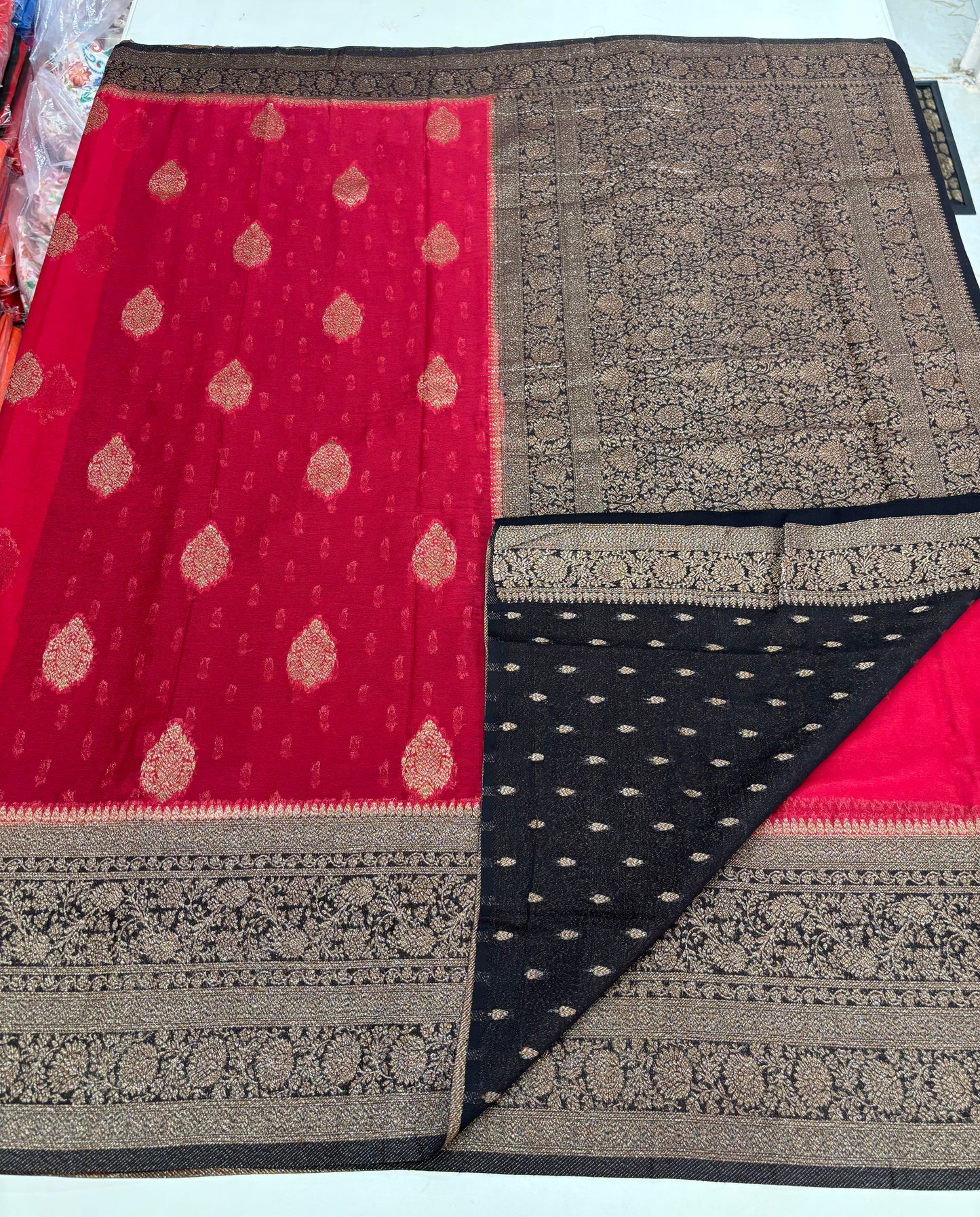 Banarasi Khaddi Georgette (Neem Zari Motifs and Rich Pallu)