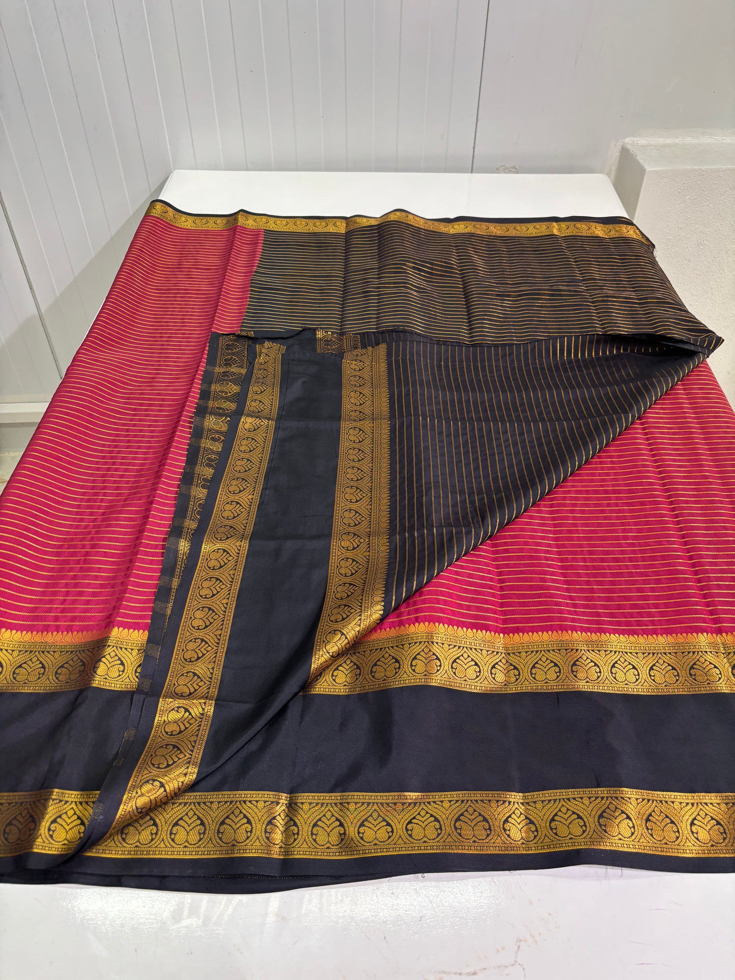 Super Premium Semi Mysore Crepe (Black-themed leaf bentex border)