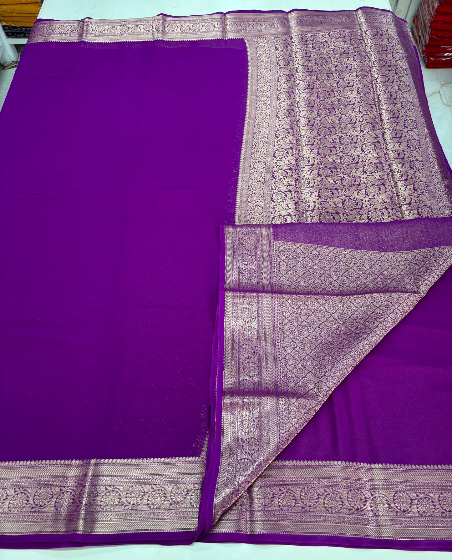 Georgette Chiffon (Grand Floral Pallu and Brocade Blouse)