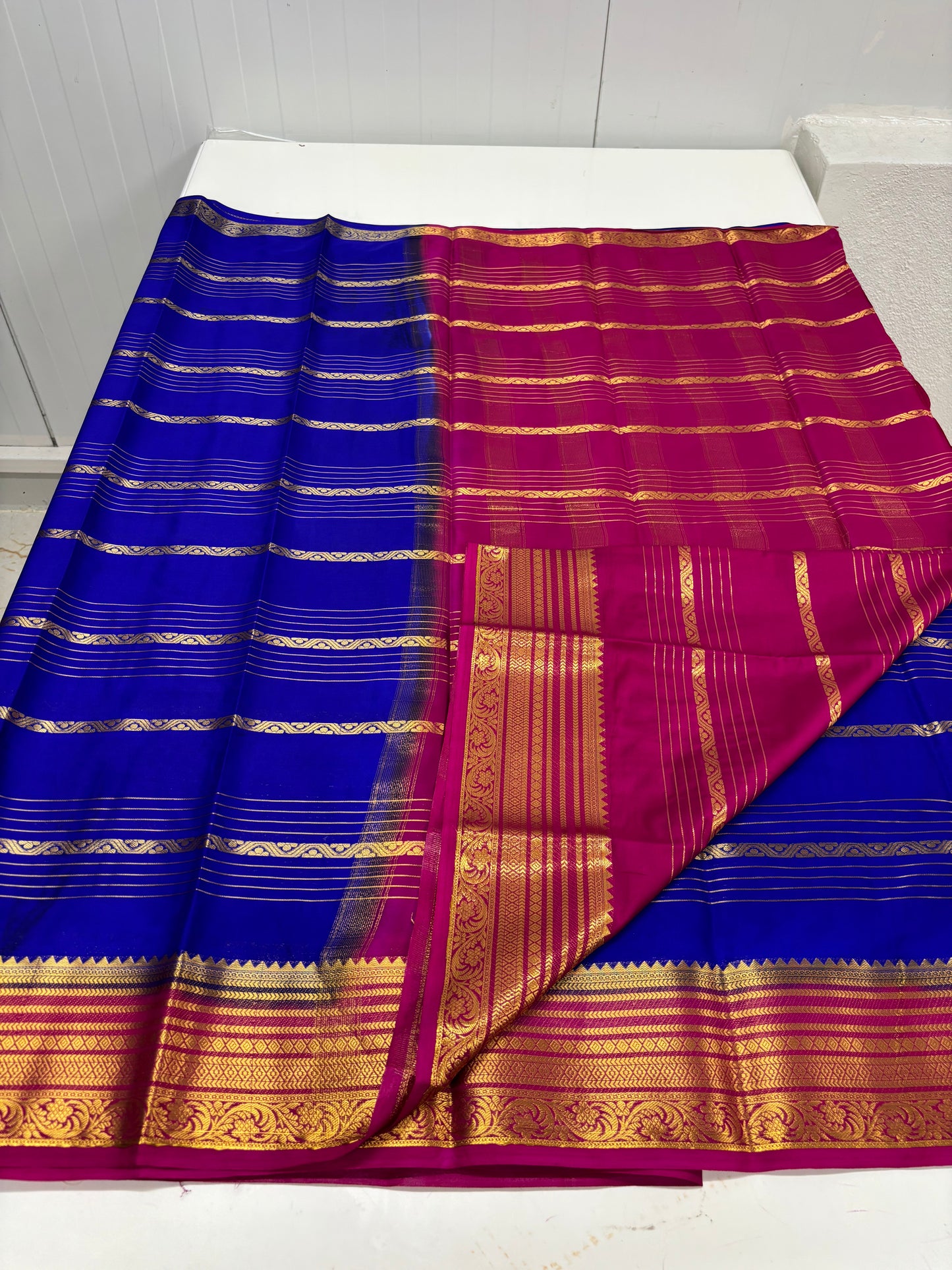 Semi Mysore Crepe (Horizontal Line and SS Big Border)