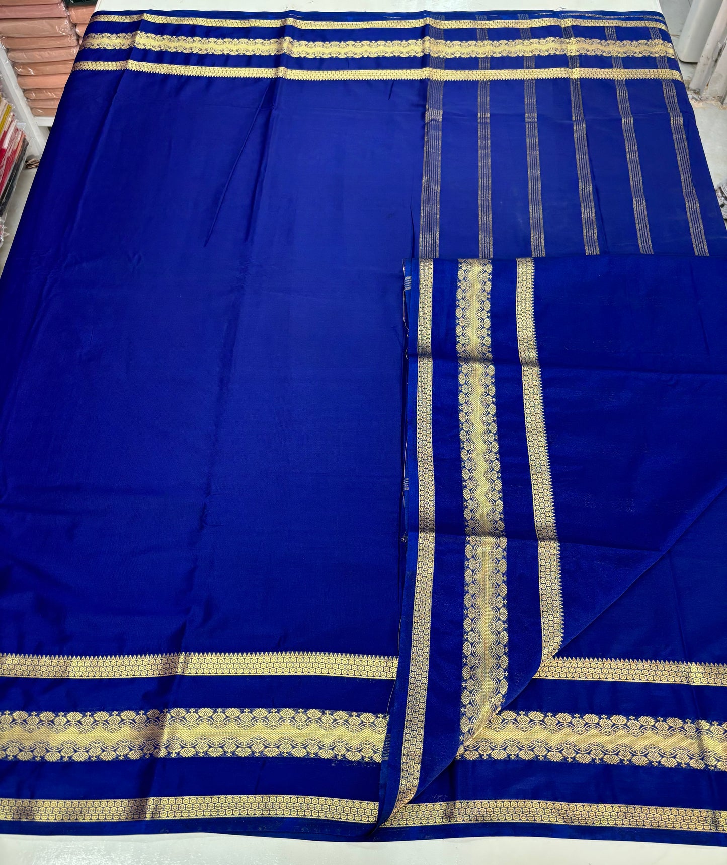 Semi Mysore Crepe (Self, Floral Waves Bentex Border)