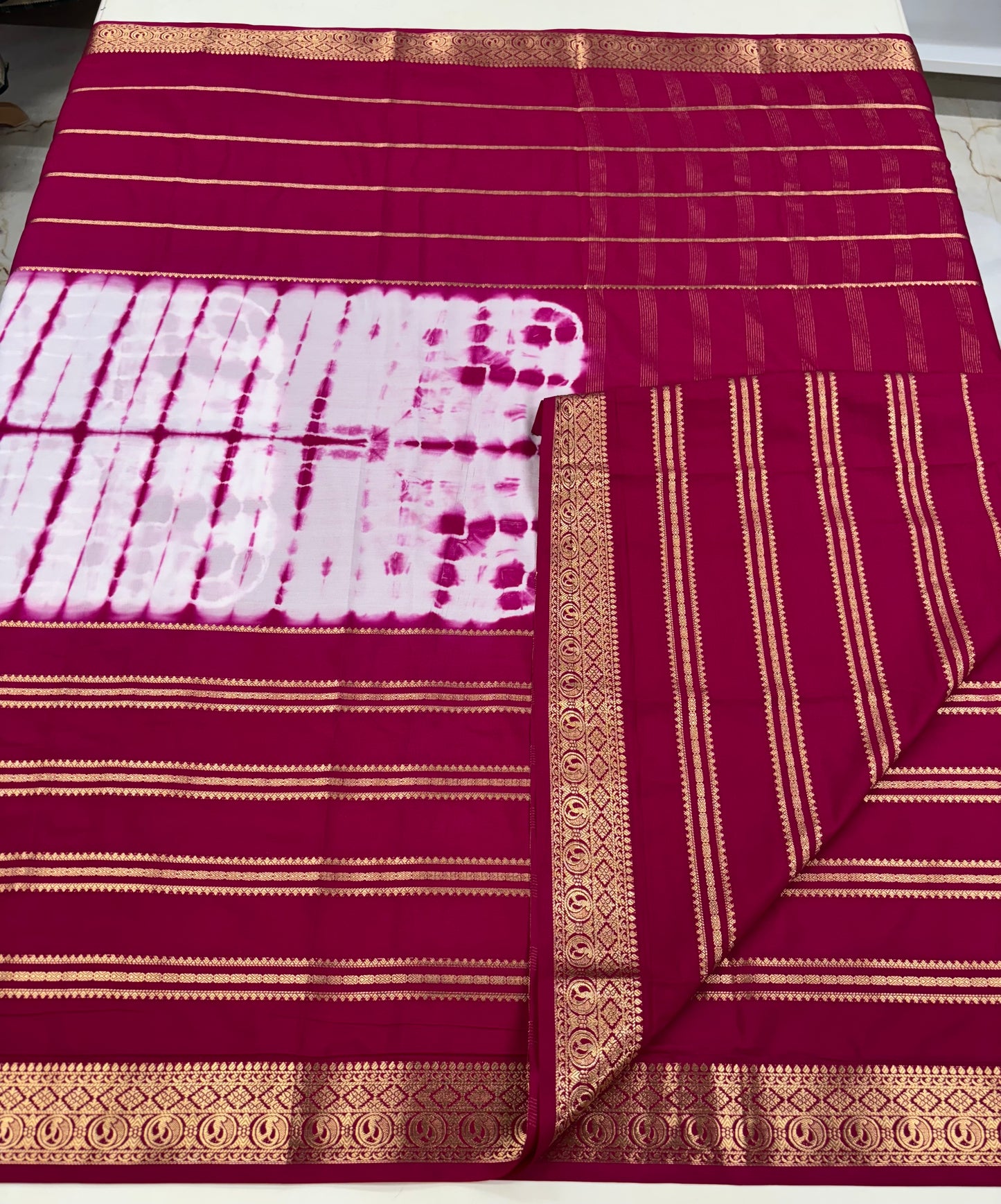 Semi Mysore Crepe (Shibori Dyed 2D, Golden Zari Horizontal Lines)