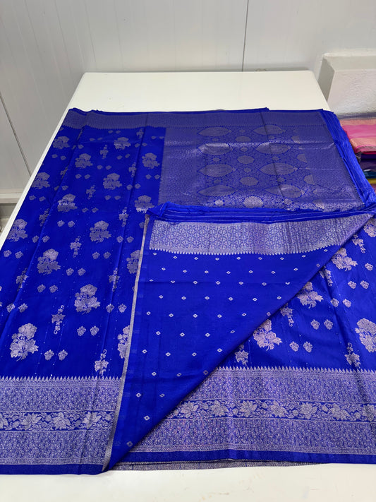 Banarasi Khaddi Georgette (Flower Motifs and Sequence Work)