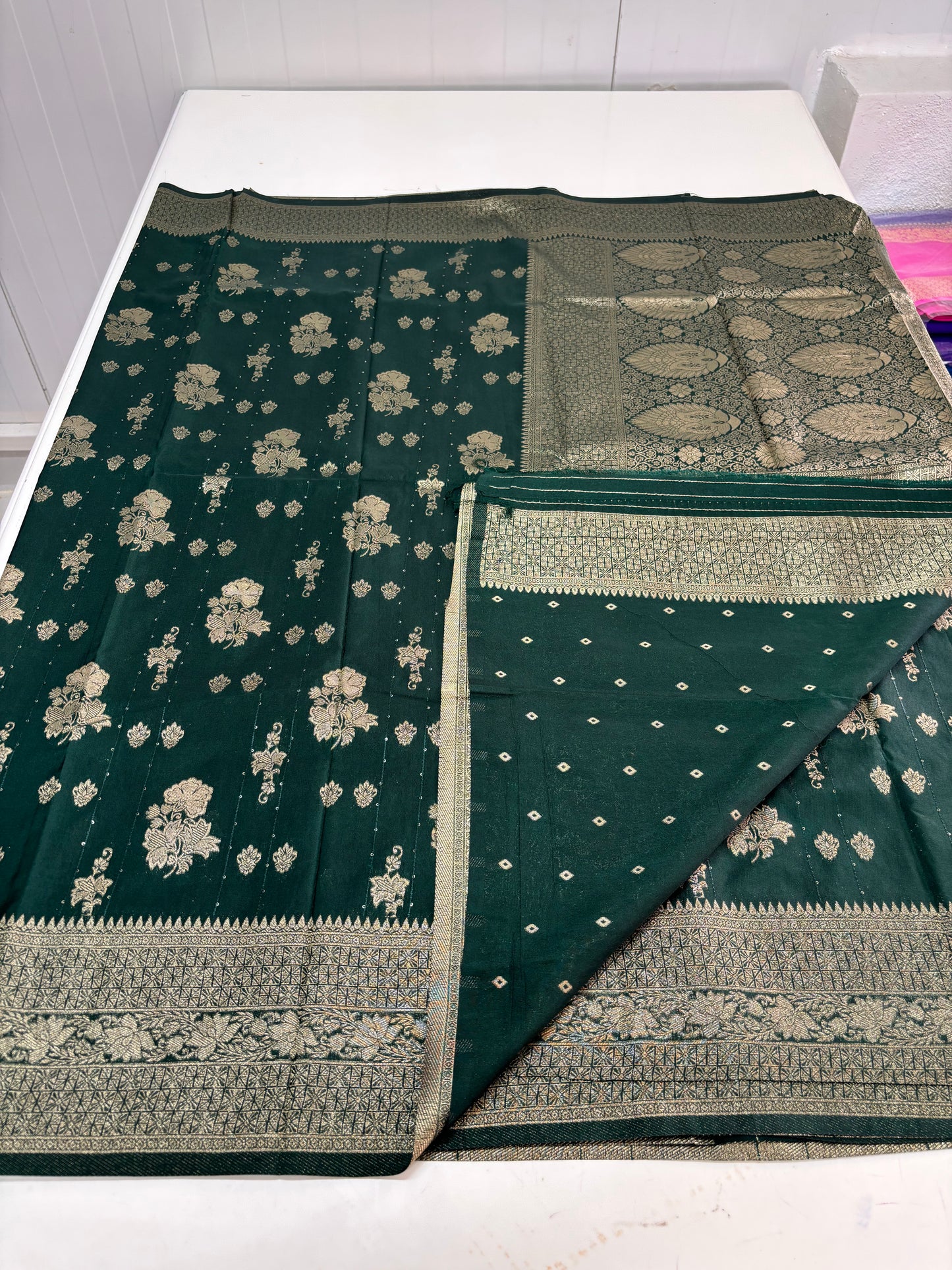 Banarasi Khaddi Georgette (Flower Motifs and Sequence Work)
