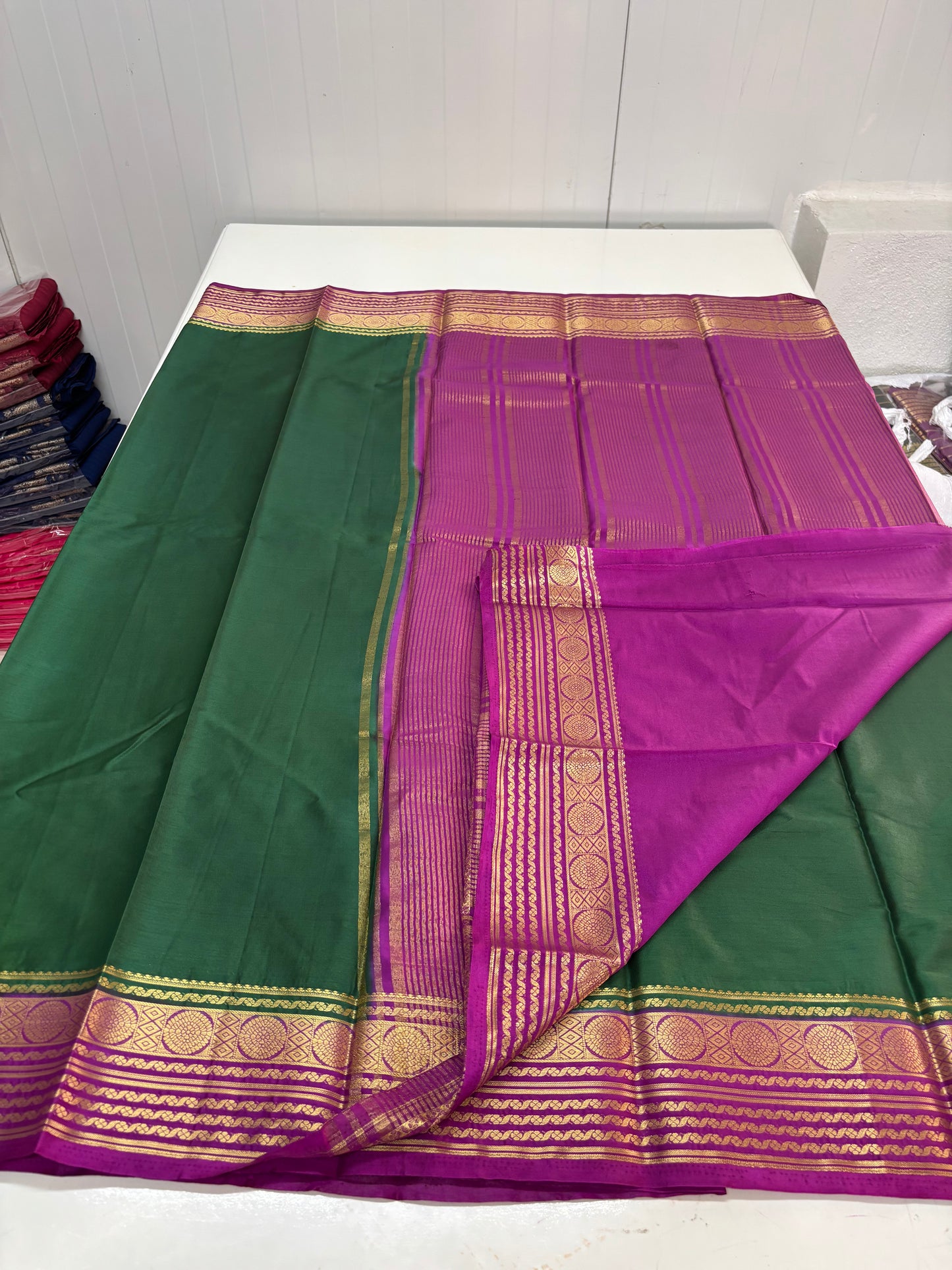 Semi Mysore Crepe (Circle Sequence Border)