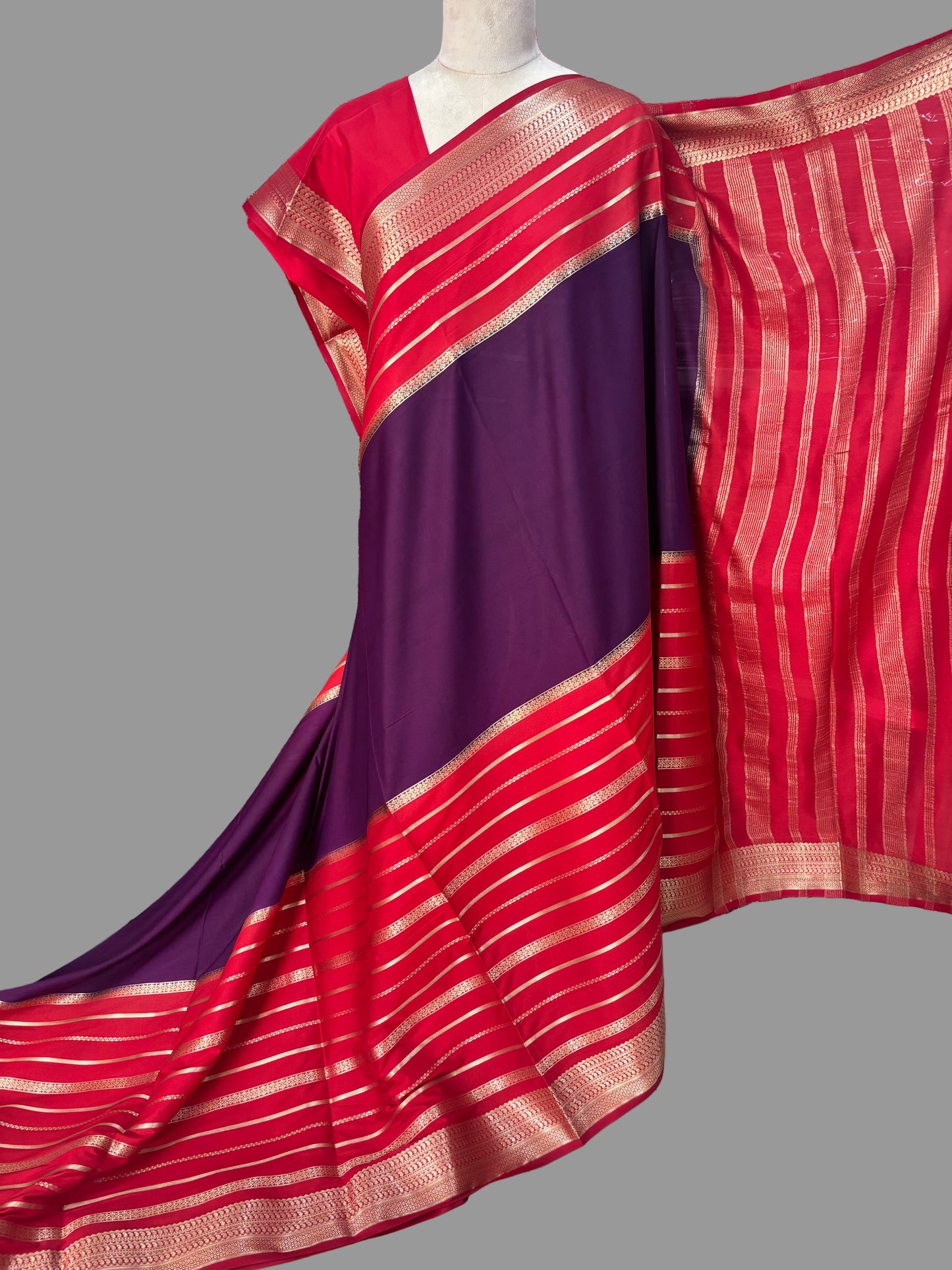 Semi Mysore Crepe (Premium, 2D 3 Lines Mango Border)