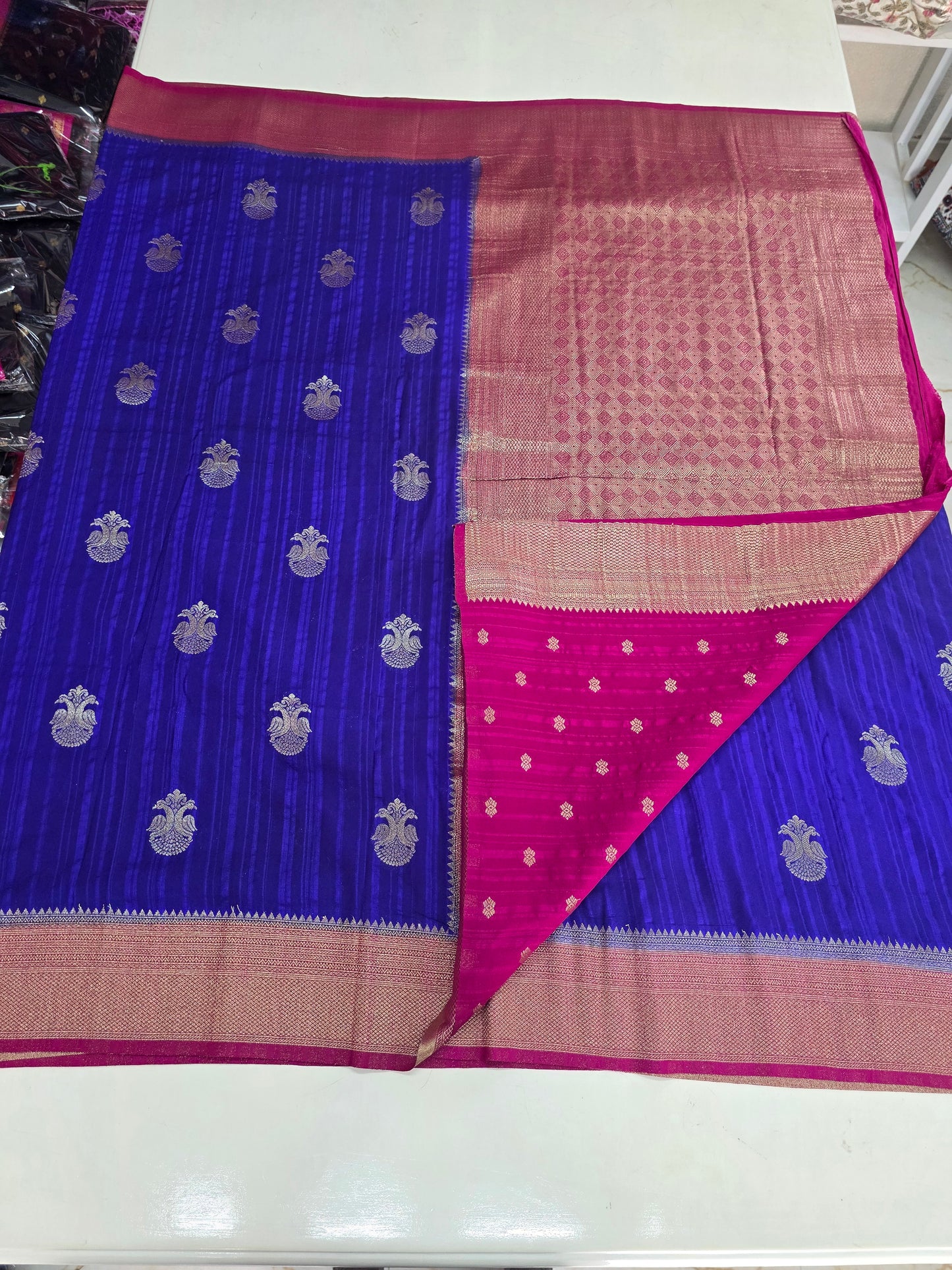 Embossed Crepe Georgette (Gandaberunda Motifs)