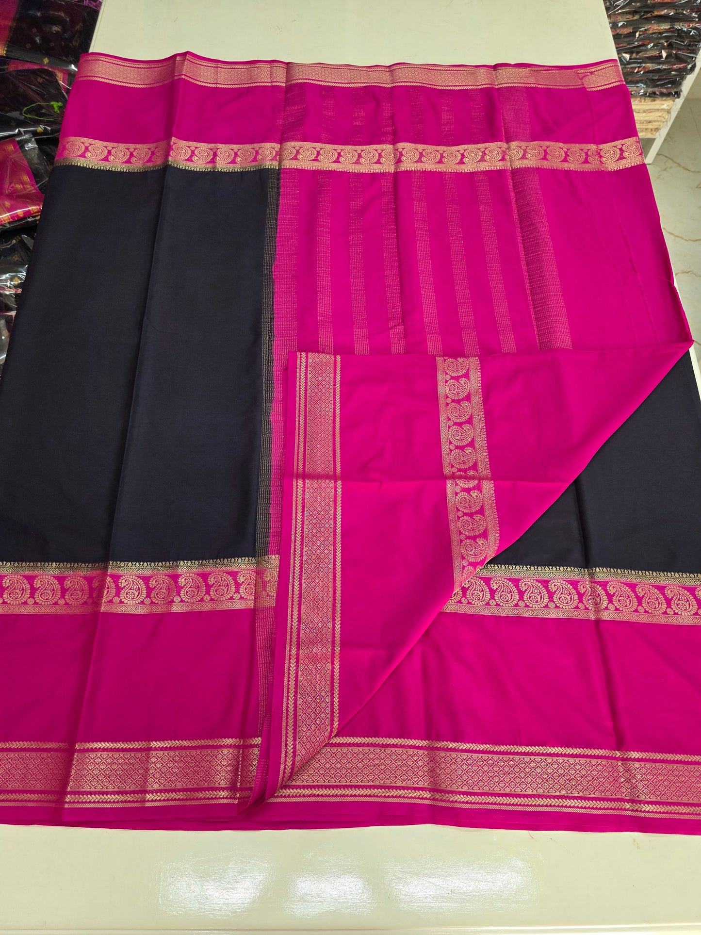 Semi Mysore Crepe (Premium, Contrast, Mango Big Bentex Border)
