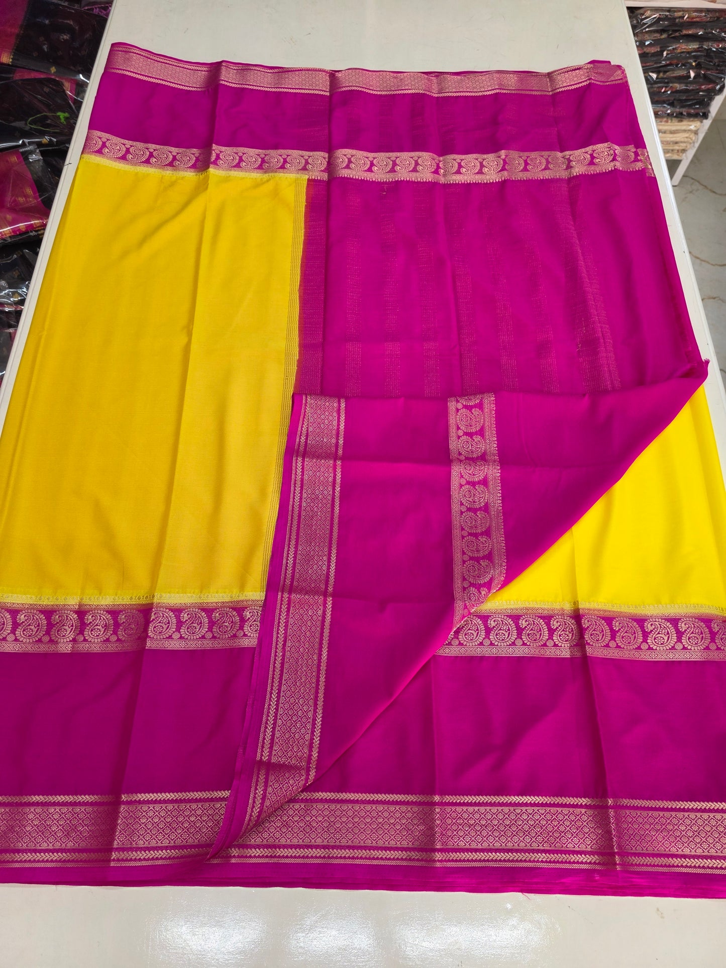 Semi Mysore Crepe (Premium, Contrast, Mango Big Bentex Border)