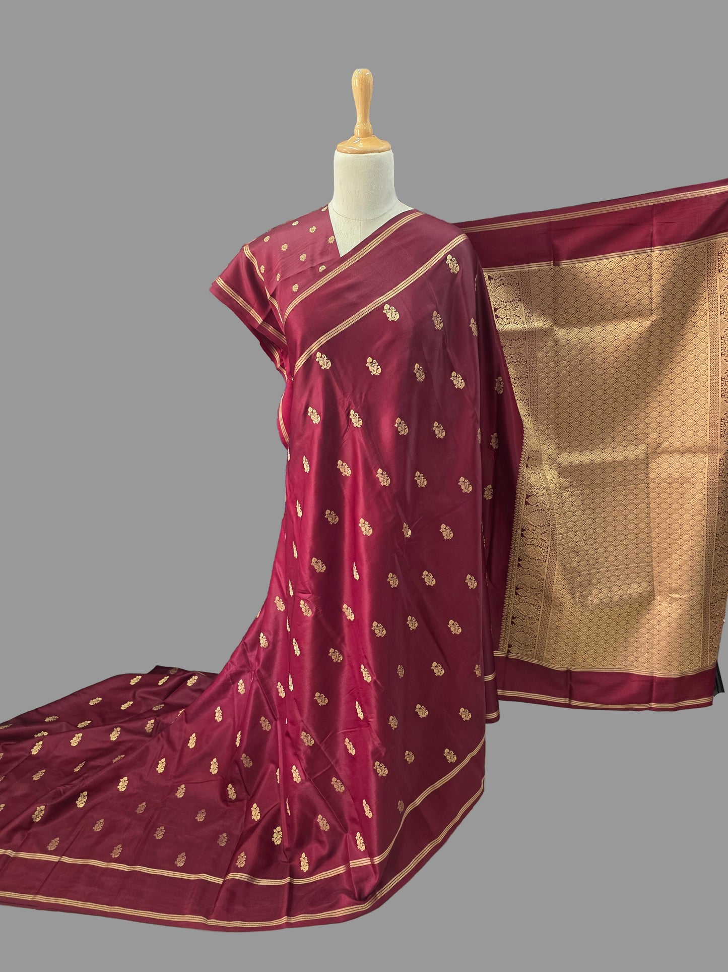 Butter Viscose (Leaf Motifs and Grand Pallu)