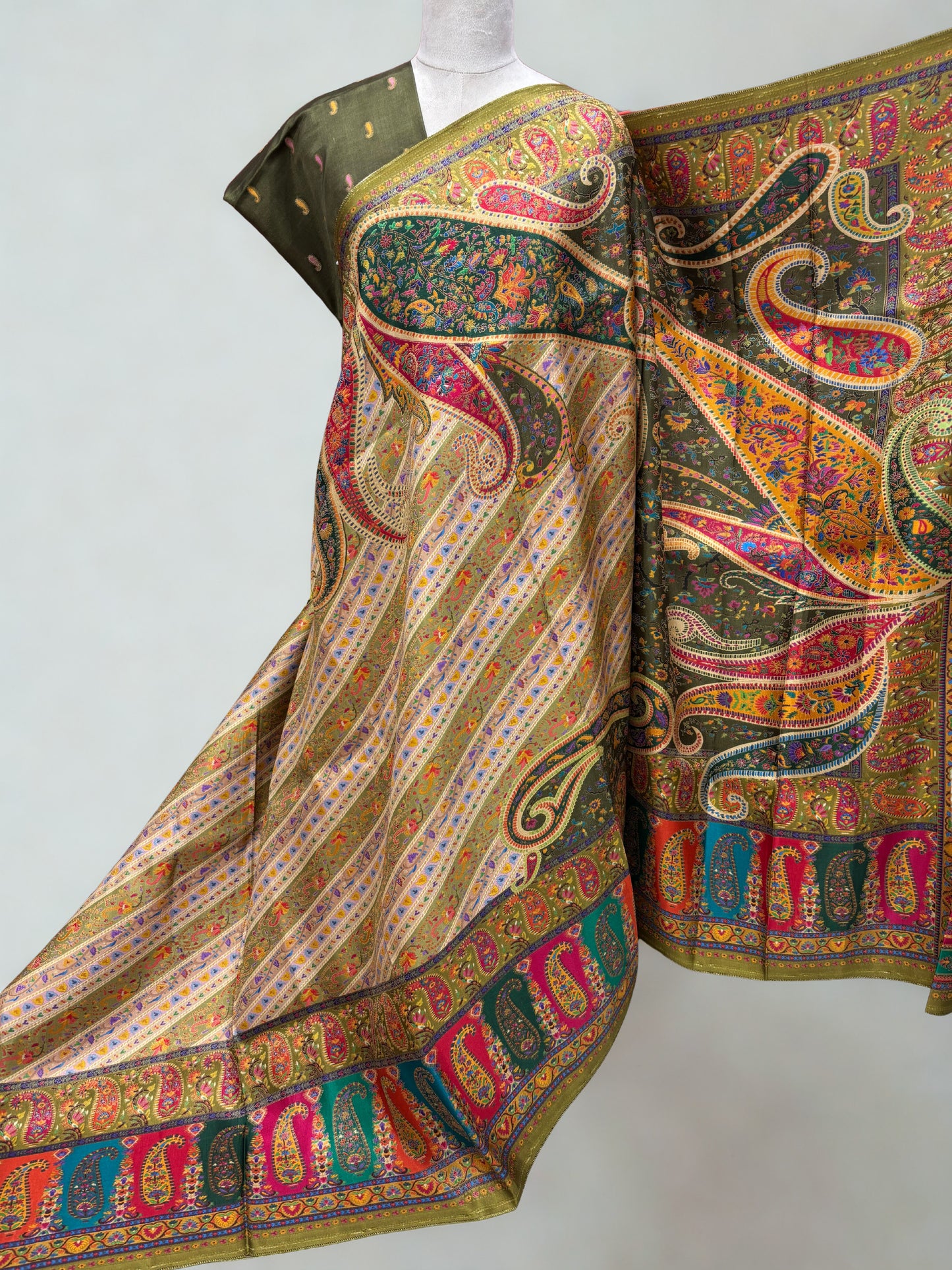 Premium Pashmina Saree (Ladakhi Theme)