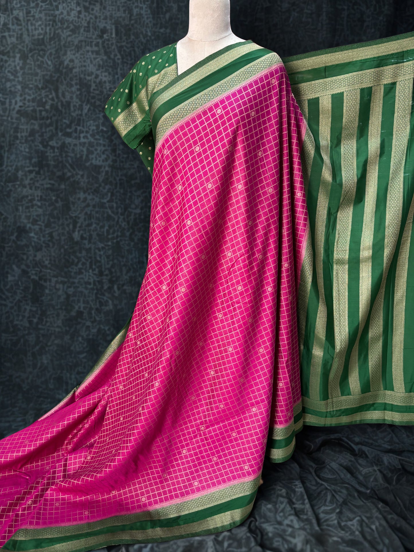 Semi Mysore Crepe (Premium, Brocade Checks Bentex Border)