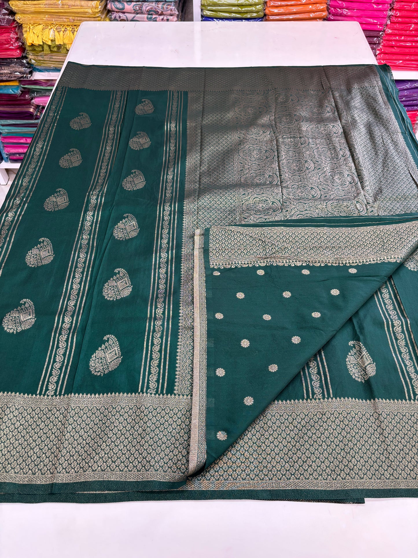 Banarasi Khaddi Georgette (Premium, Mango Motifs and Rich Pallu)