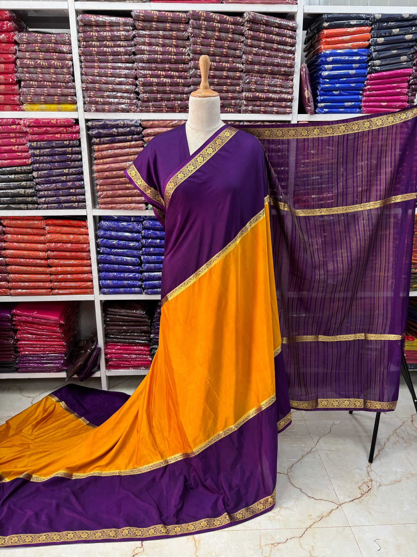 Semi Mysore Crepe (Small Border Big Bentex 2D Pattern)