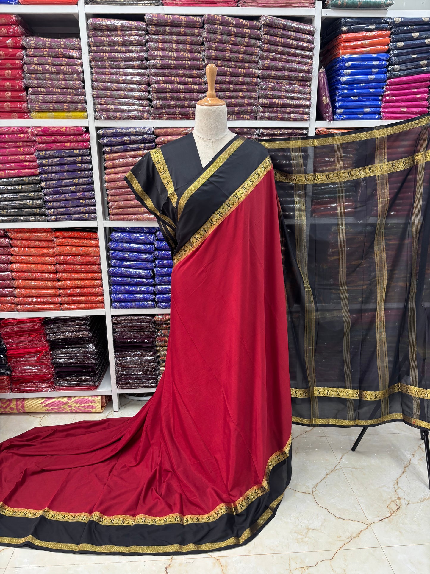 Semi Mysore Crepe (Premium, Mango Motifs Bentex Border)