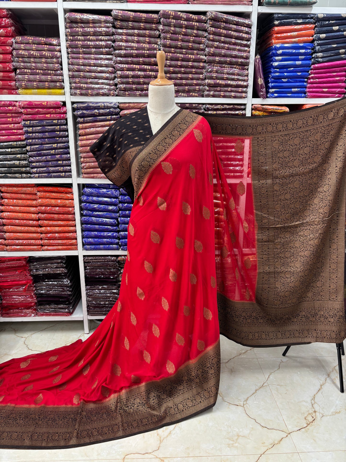 Banarasi Khaddi Georgette (Neem Zari Motifs and Rich Pallu)
