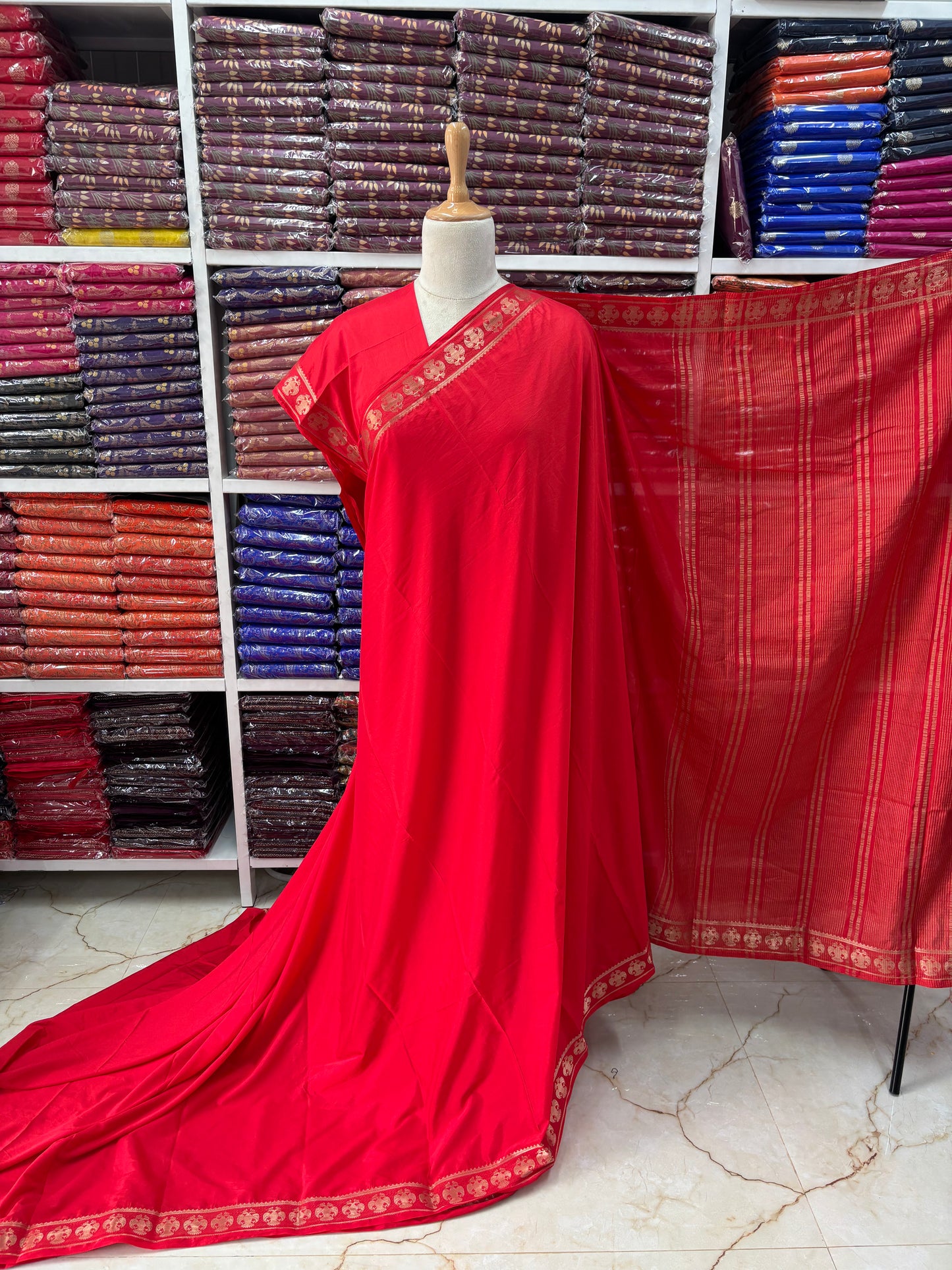 Semi Mysore Crepe (Small, Gandabherunda Border)