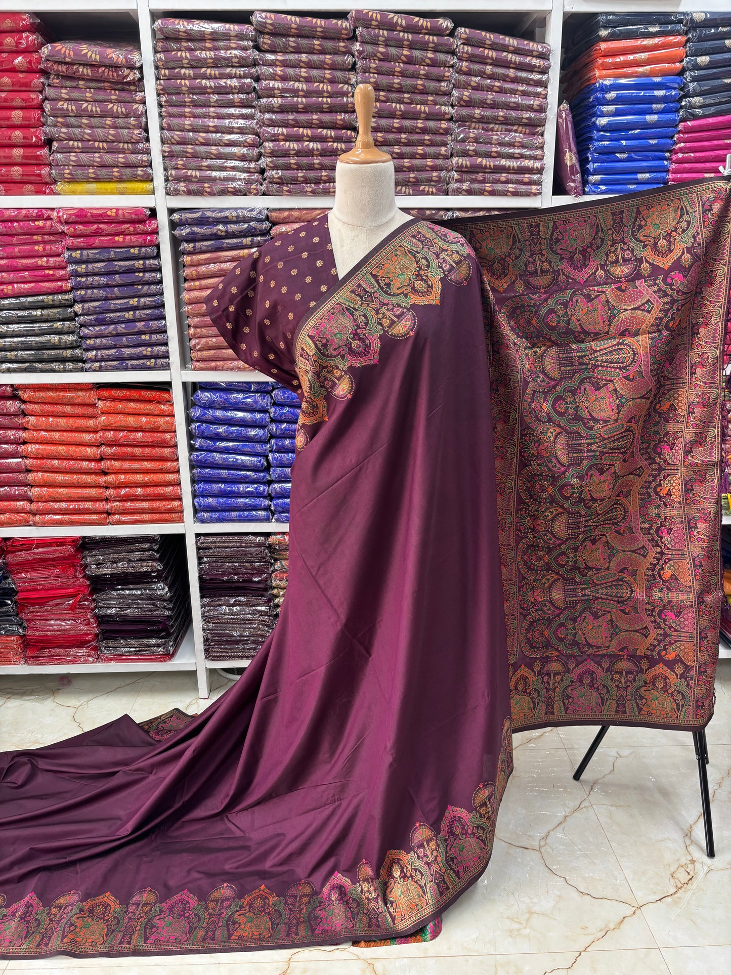 Kashmiri Pashmina Saree (Marching Elephants)