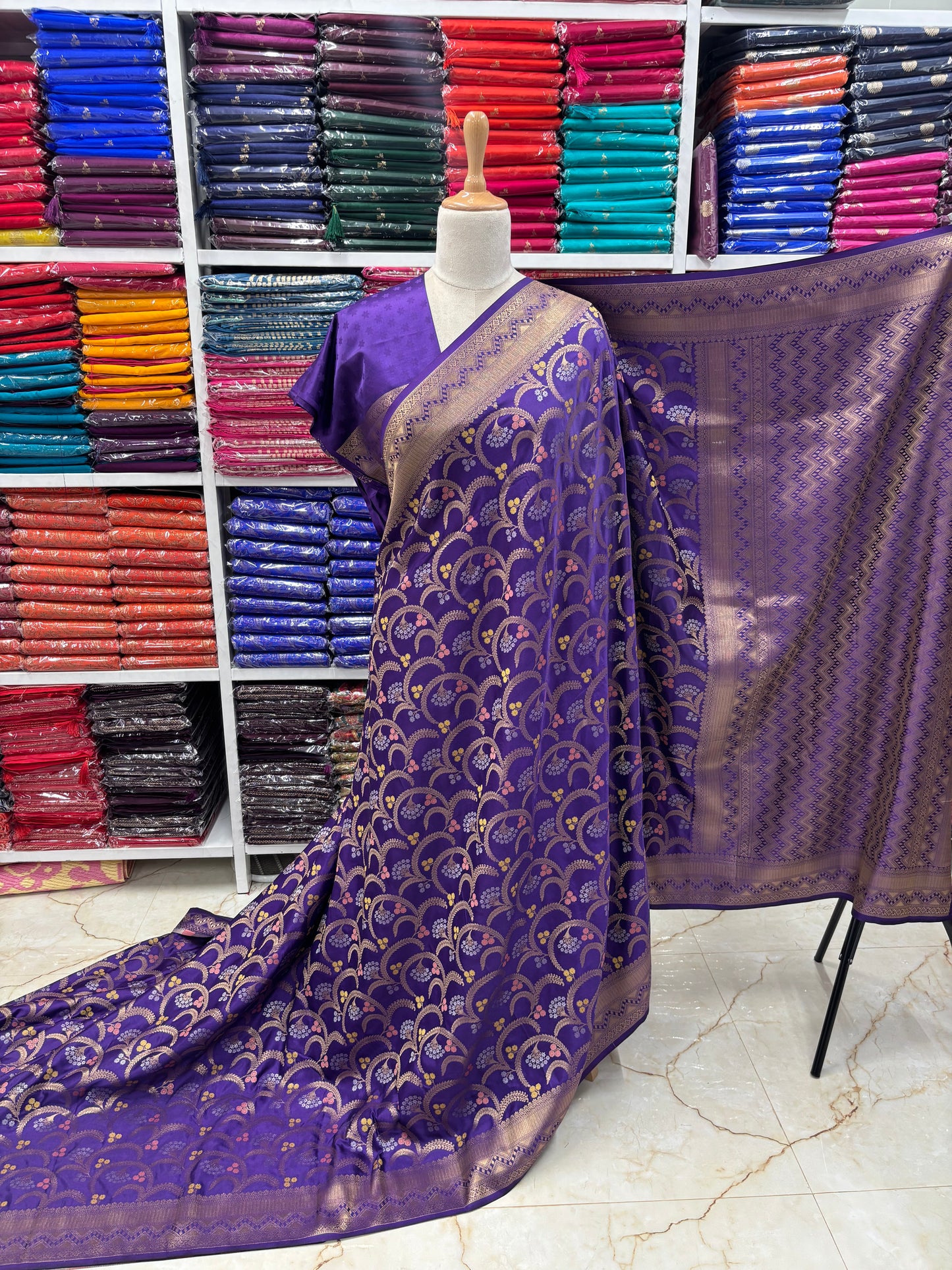 Banarasi Crepe Satin (Jal Pattern with Meena)