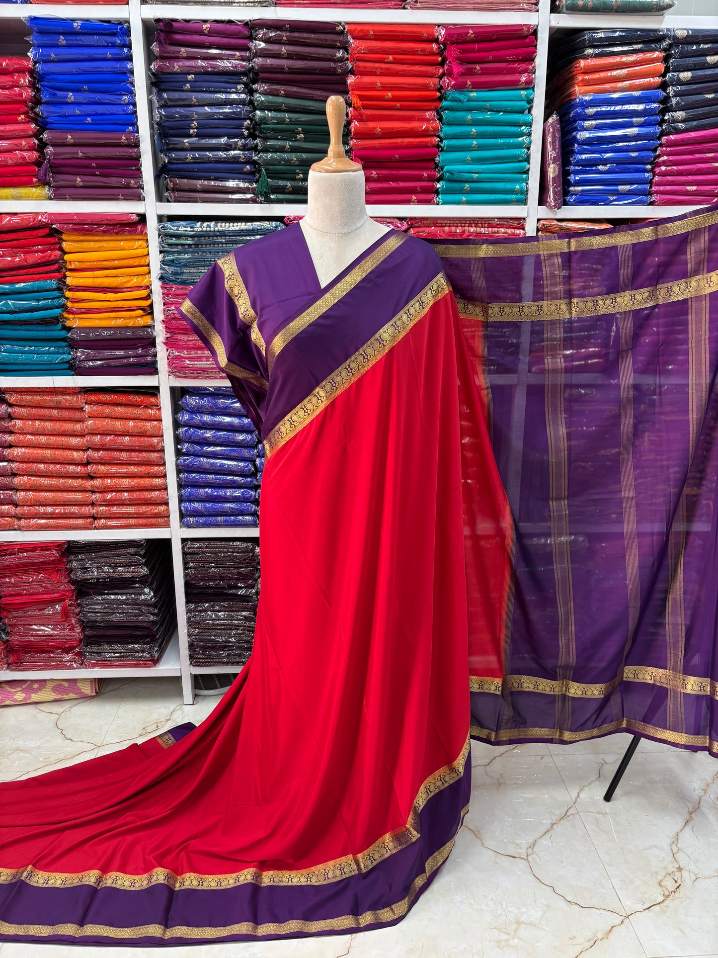 Semi Mysore Crepe (Premium, Mango Motifs Bentex Border)