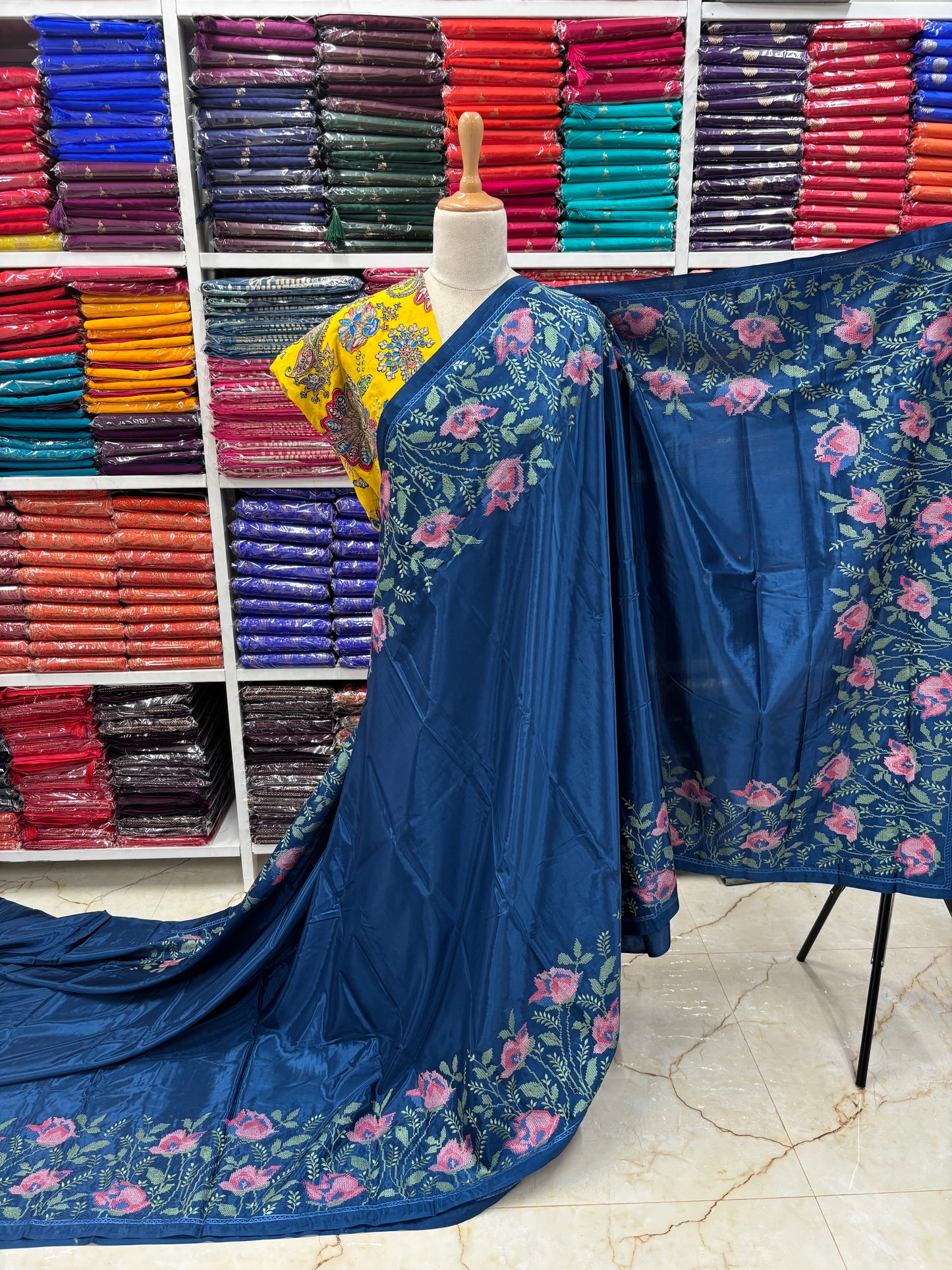 Natural Crepe Saree (Floral Embroidery)