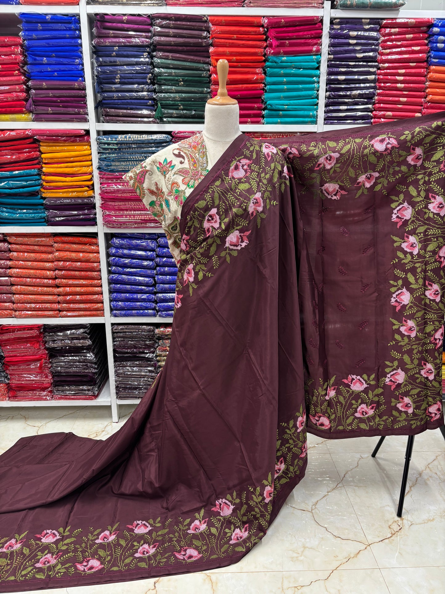 Natural Crepe Saree (Floral Embroidery)