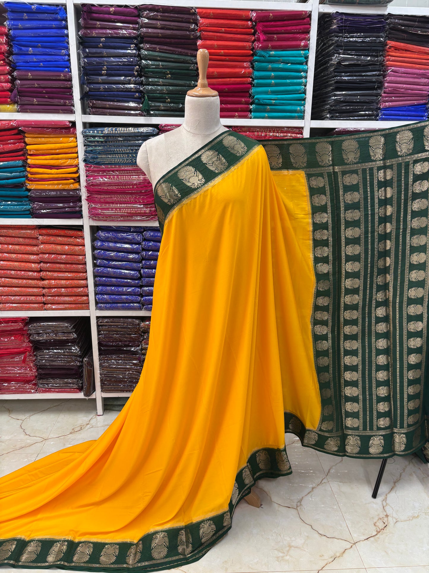 Semi Mysore Crepe (Gandabherunda Rich Pallu)