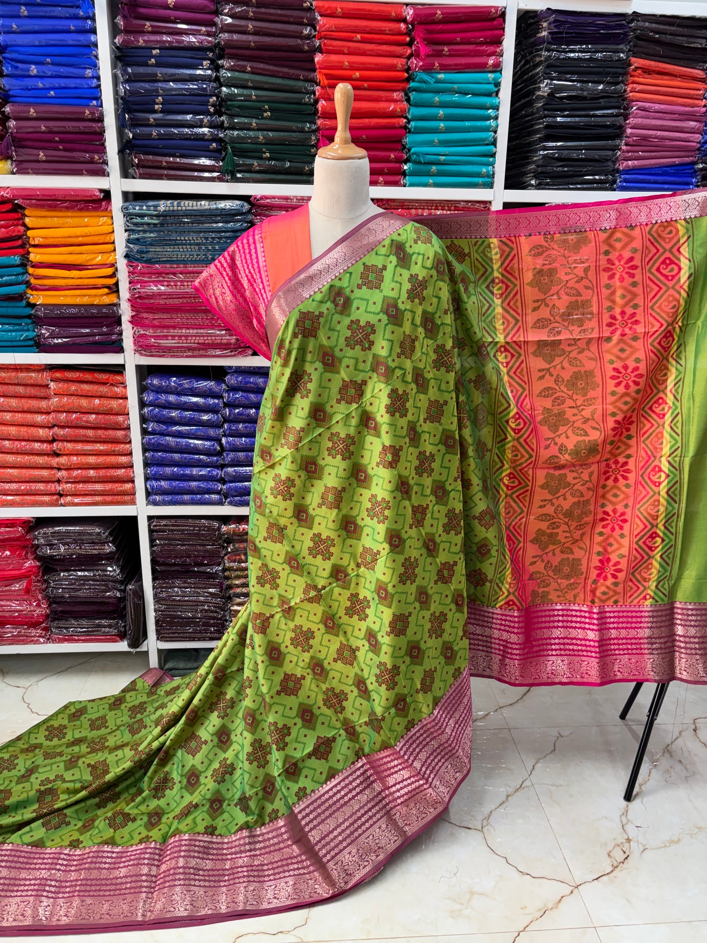 Semi Patola Saree (Ikkat Design)