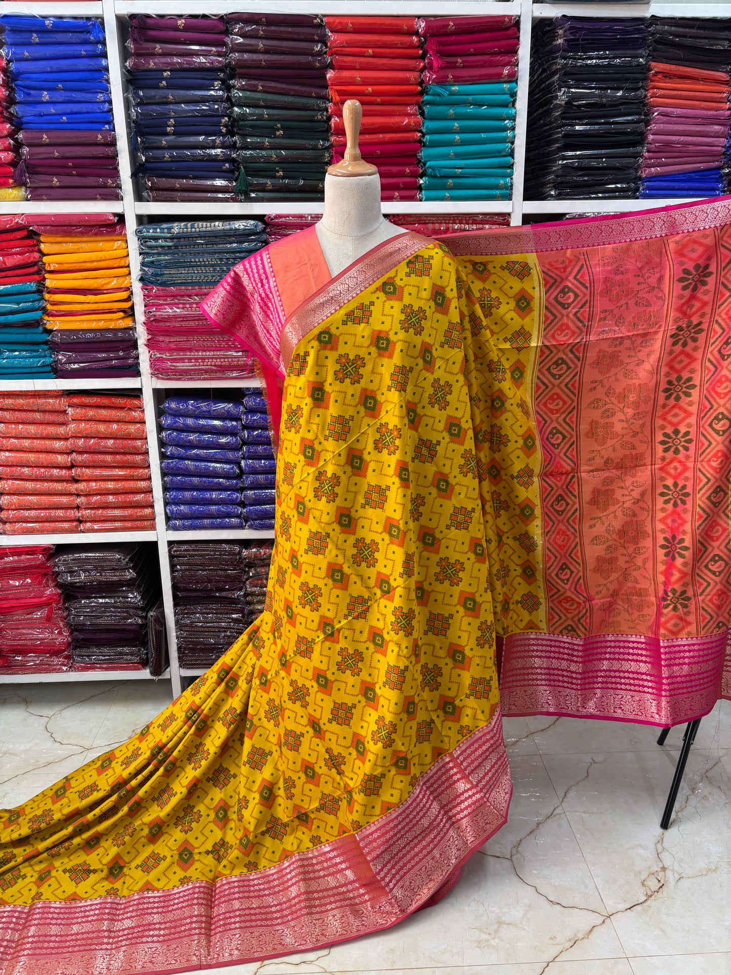 Semi Patola Saree (Ikkat Design)