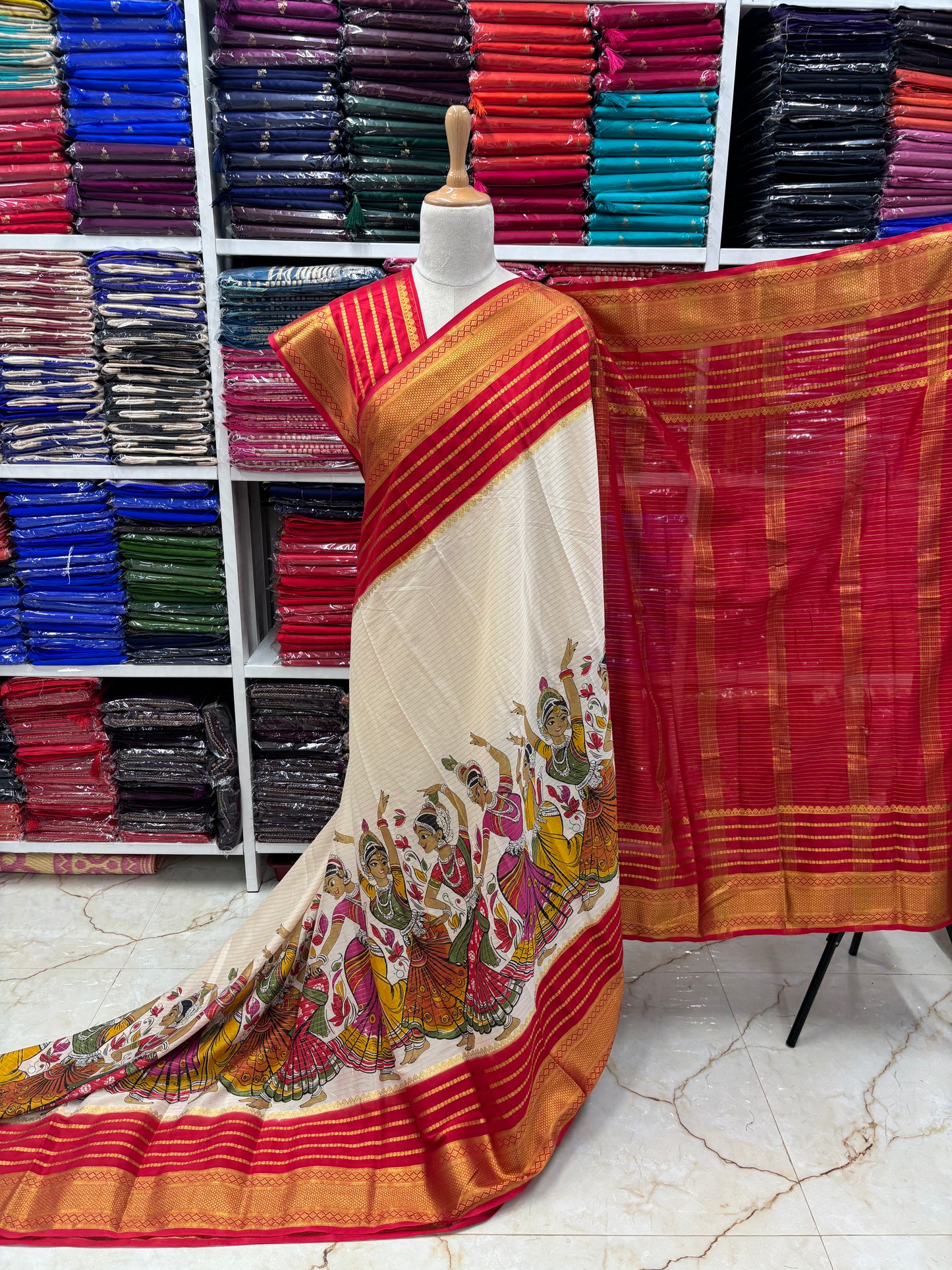 Semi Mysore Crepe (2D, Dancing Doll Kalamkari Print)