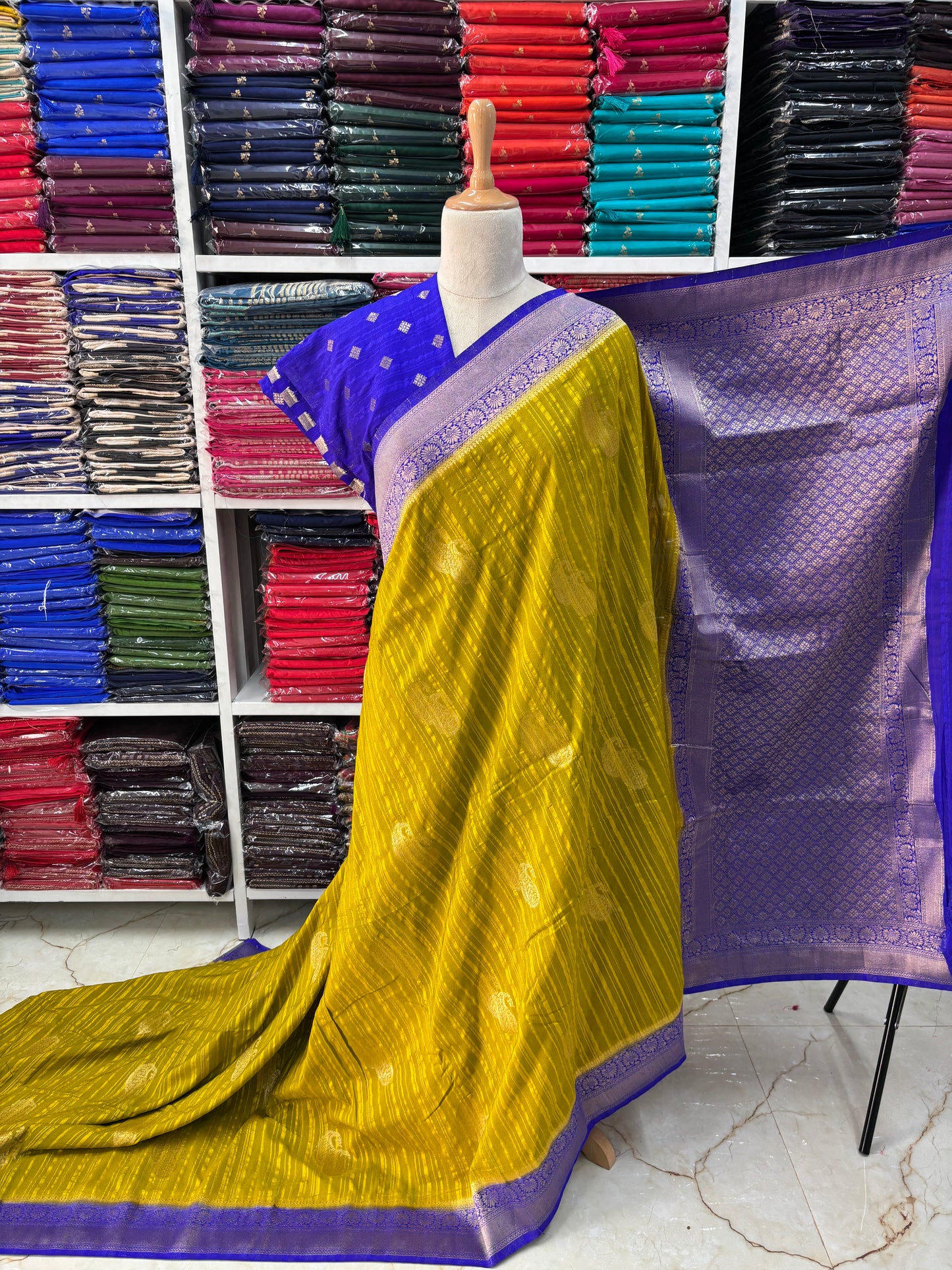 Embossed Georgette (Double Mango Motifs)